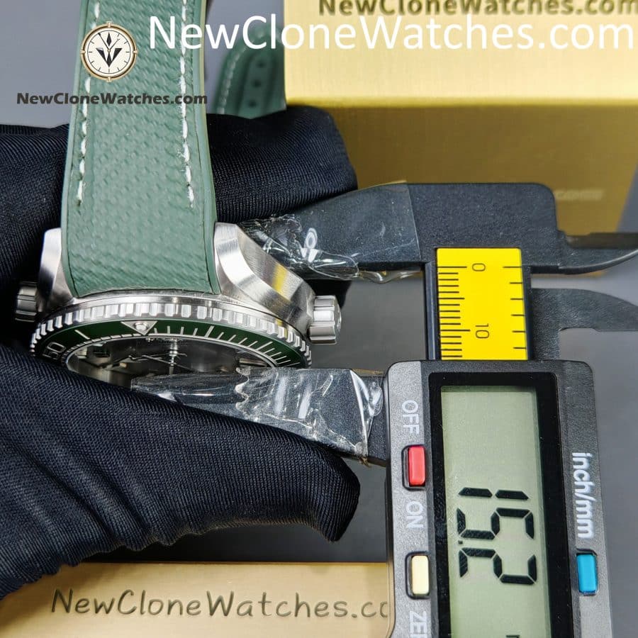 OMEGA Super Clone Watches 1:1 Seamaster Planet Ocean 600m 215.32.44.21.06.001 43.5MM