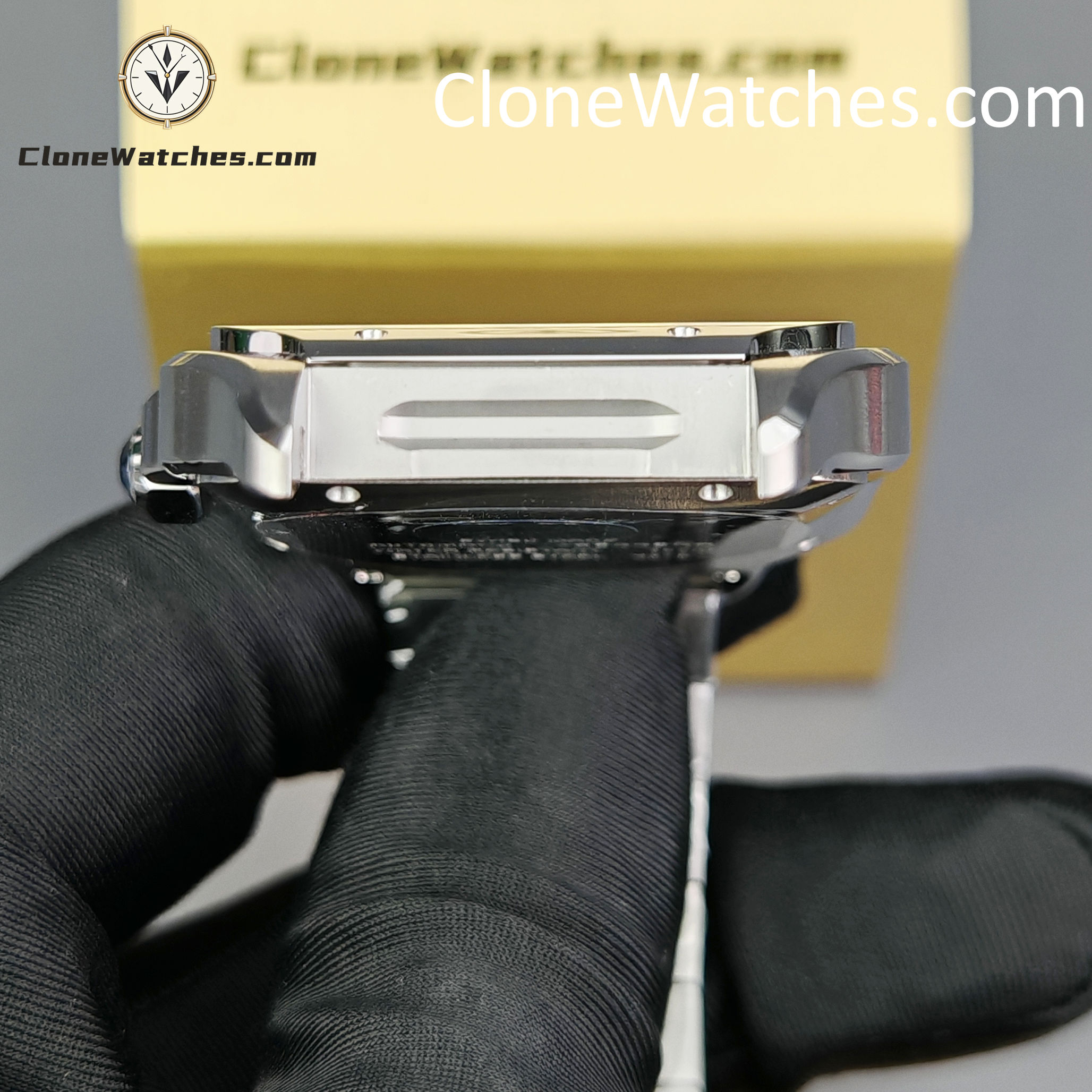 Cartier Super Clone Watches 1:1 Santos Series Gradient Green Dial 39.8MM WSSA0062