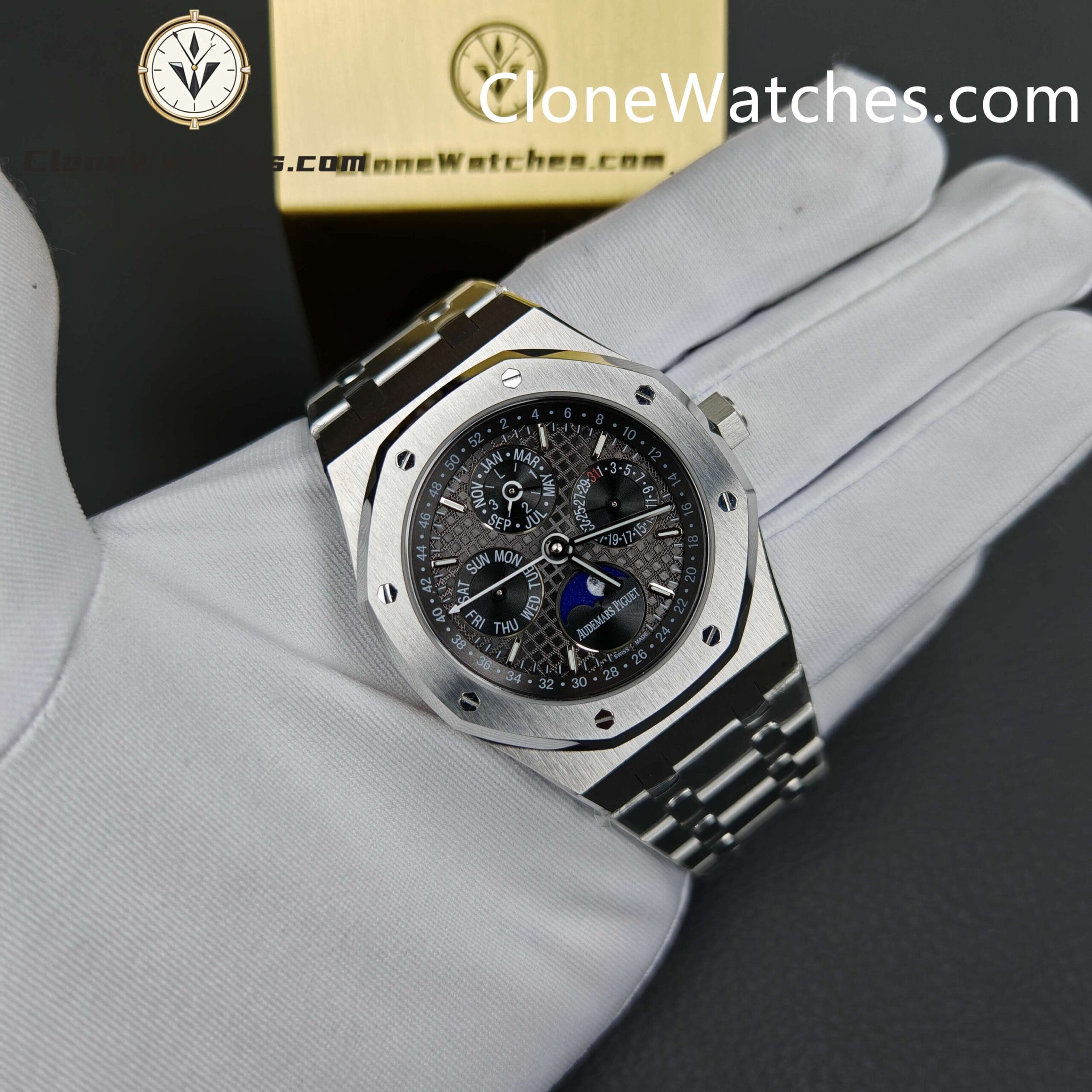 Audemars Piguet Super Clone Watches 1:1 Royal Oak Perpetual Calendar Black Dial 26607BC 41MM