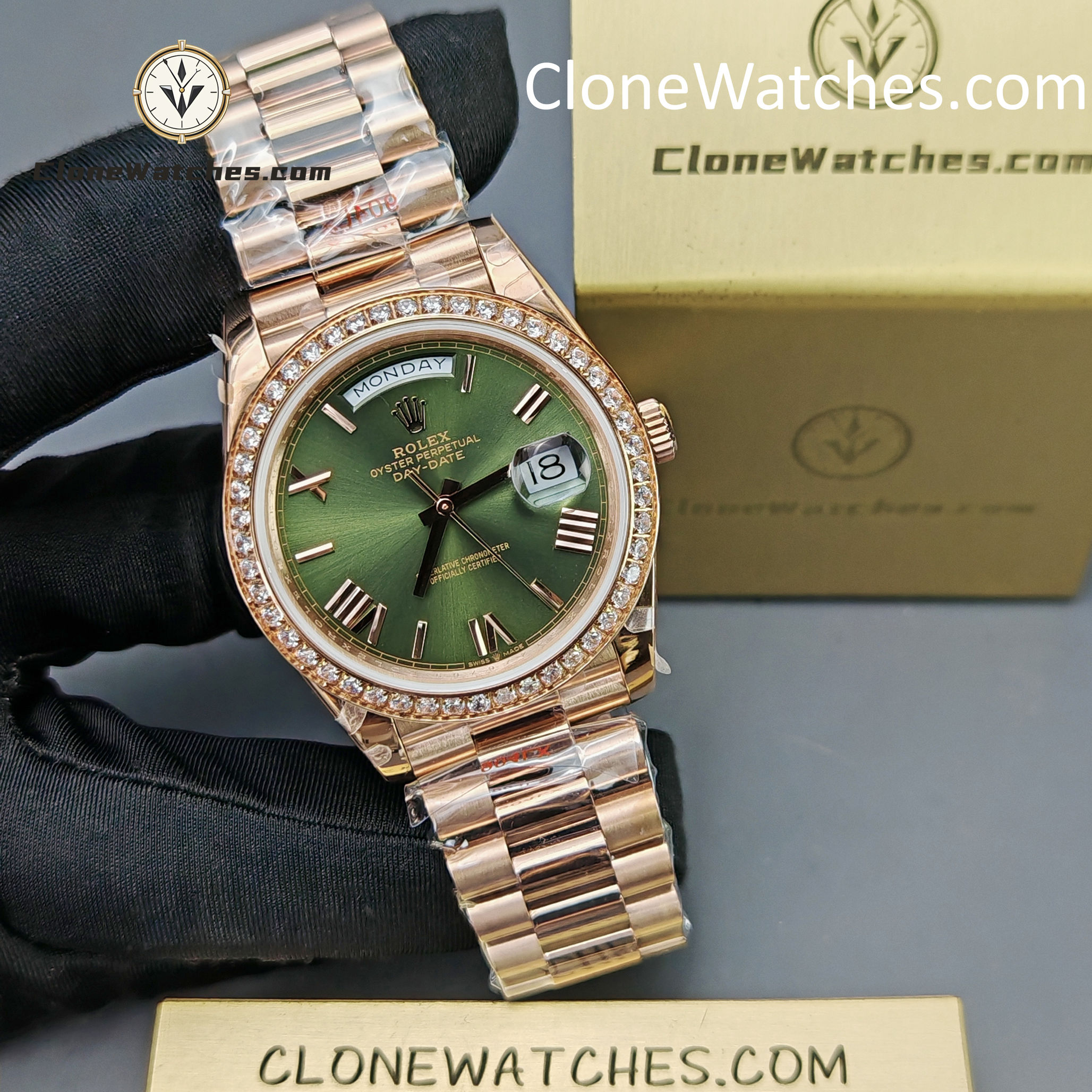 Rolex Super Clone Watches 1:1 Day Date Rose Gold Green Roman Dial 40mm m228345rbr-0011 3255 Movement