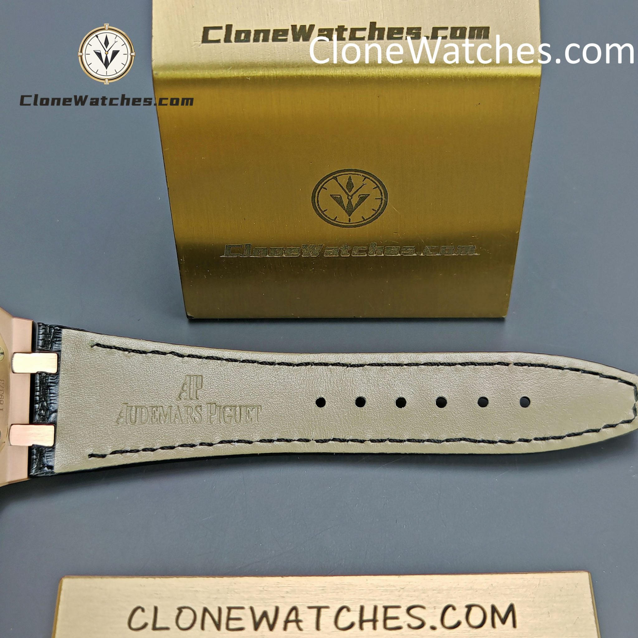 Audemars Piguet Super Clone Watches 1:1 Royal Oak Rose Gold 15400 Black Dial Rubber Strap