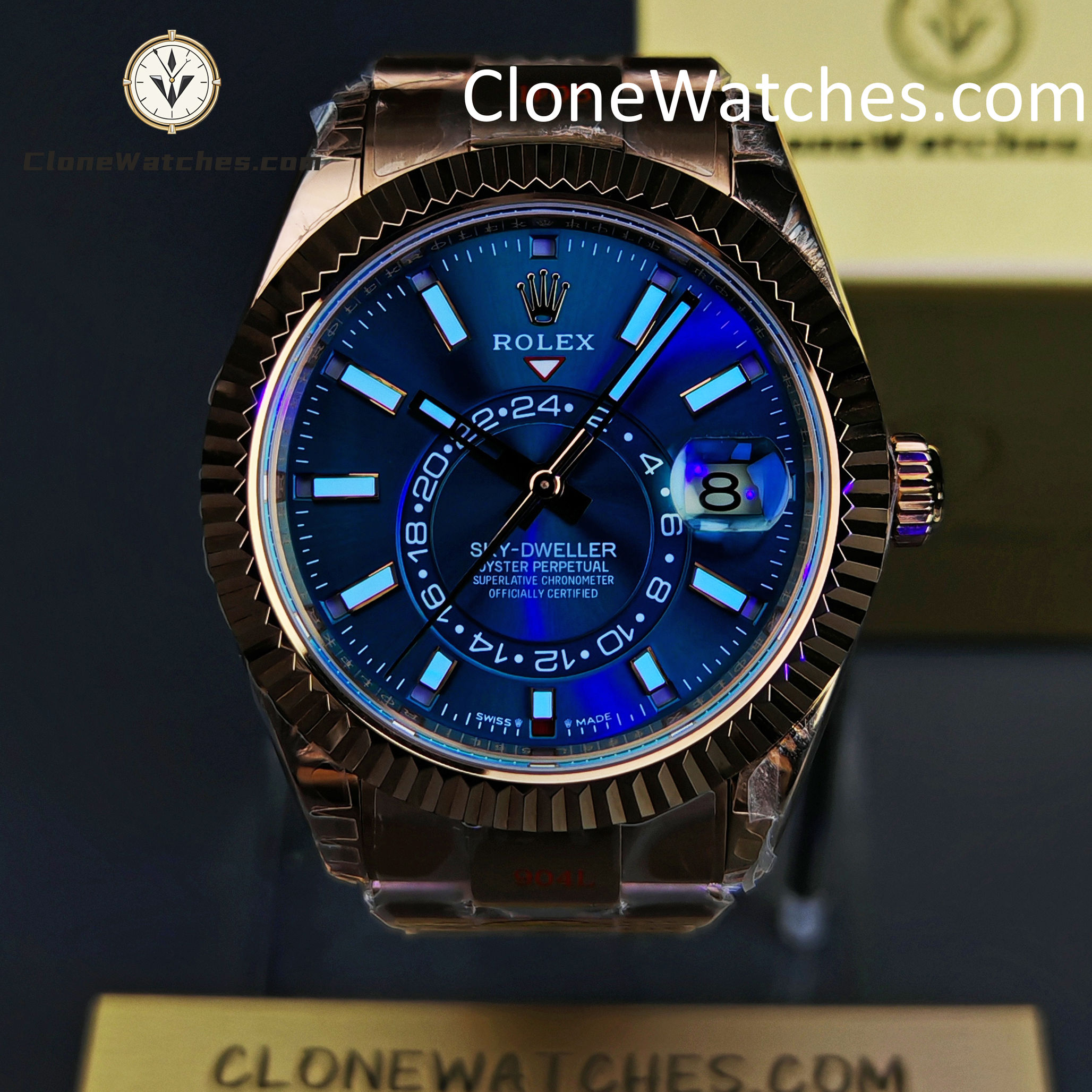 Rolex Super Clone Watches 1:1 Sky Dweller Rose Gold Blue Oyster m336935-0005 9002 Movement
