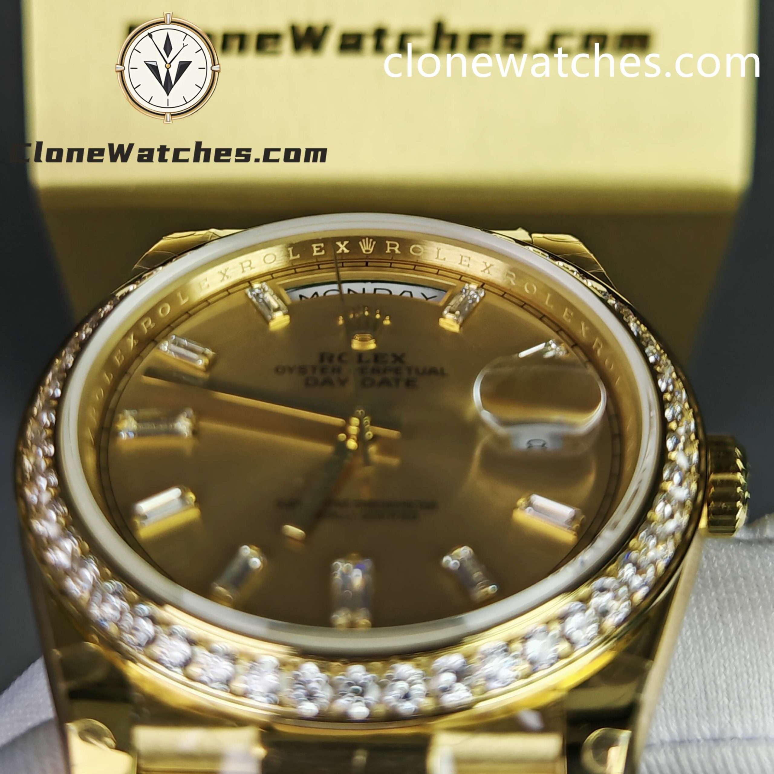 Rolex Super Clone Watches 1:1 Day Date Gold Dial Diamond Bezel M228348rbr-0002 40mm 3255 Movement