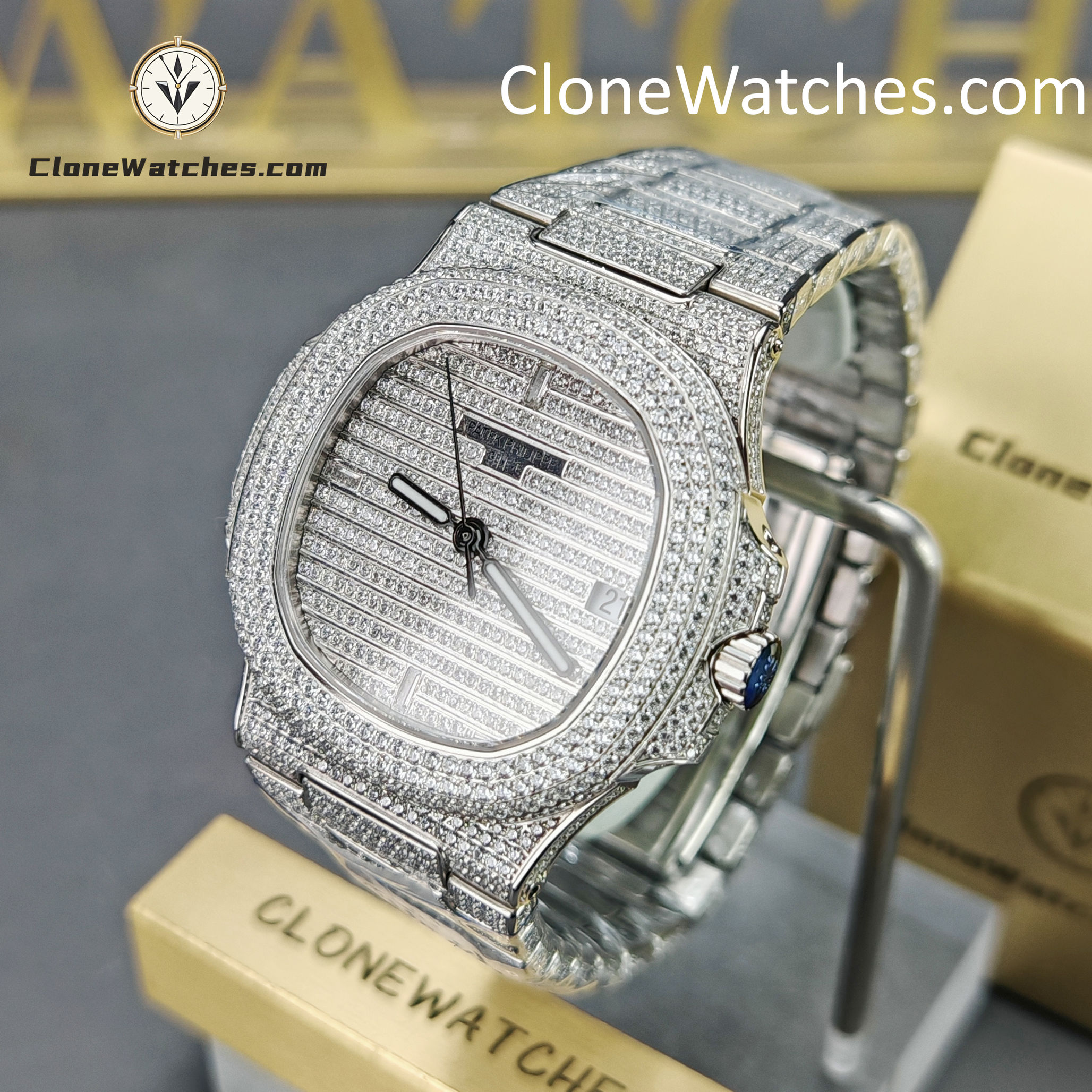 Patek Philippe Super Clone Watches 1:1 Nautilus 5719/10G Diamond