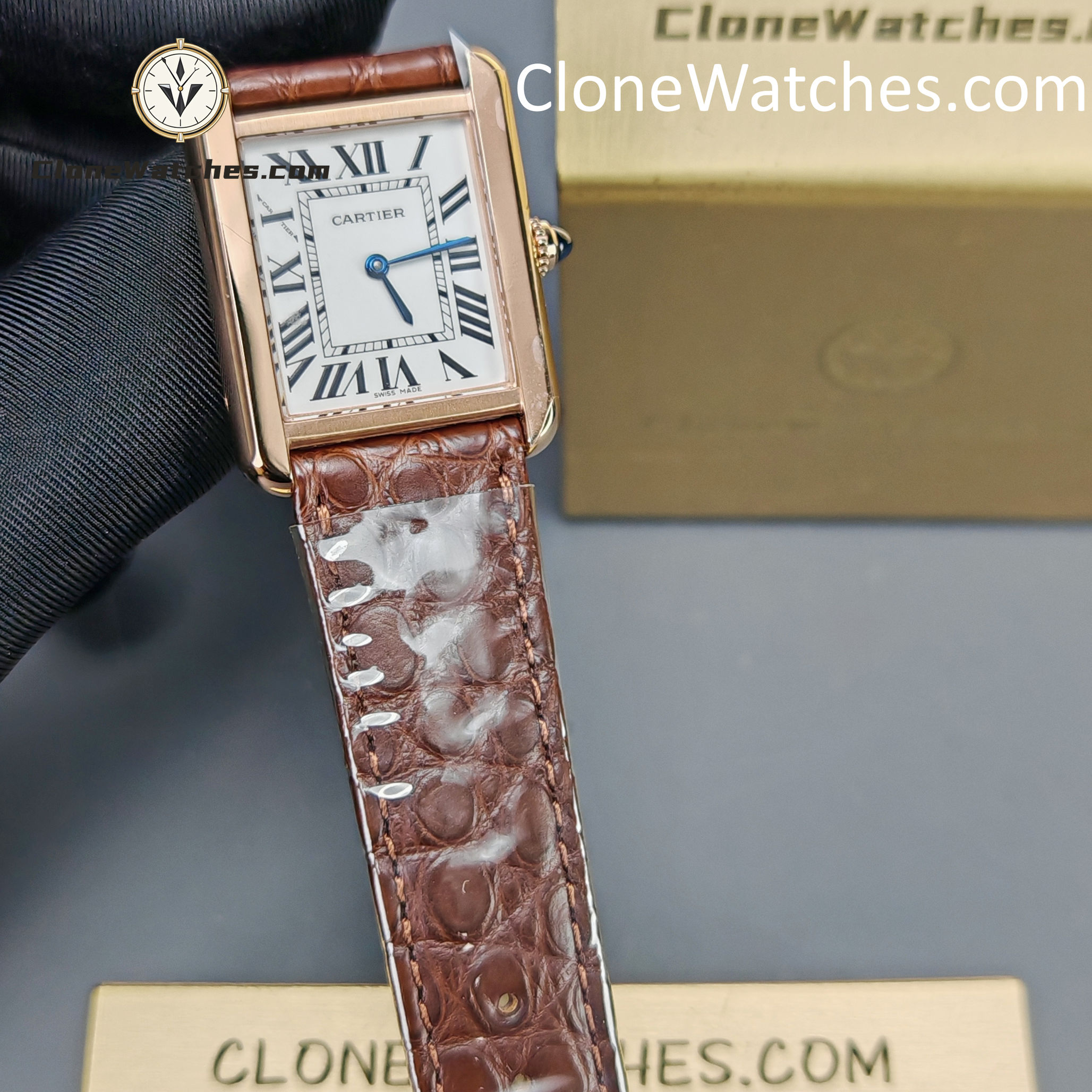 Cartier Super Clone Watches 1:1 Tank Quartz Movement White Dial 31*24.4MM W5200024