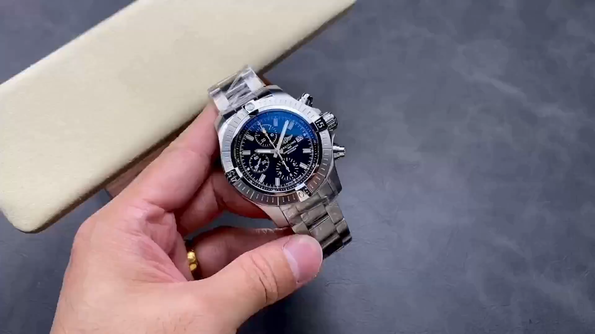 Breitling Avenger Automatic Chronograph A13317101B1A1 Replica 45mm Men's Watch