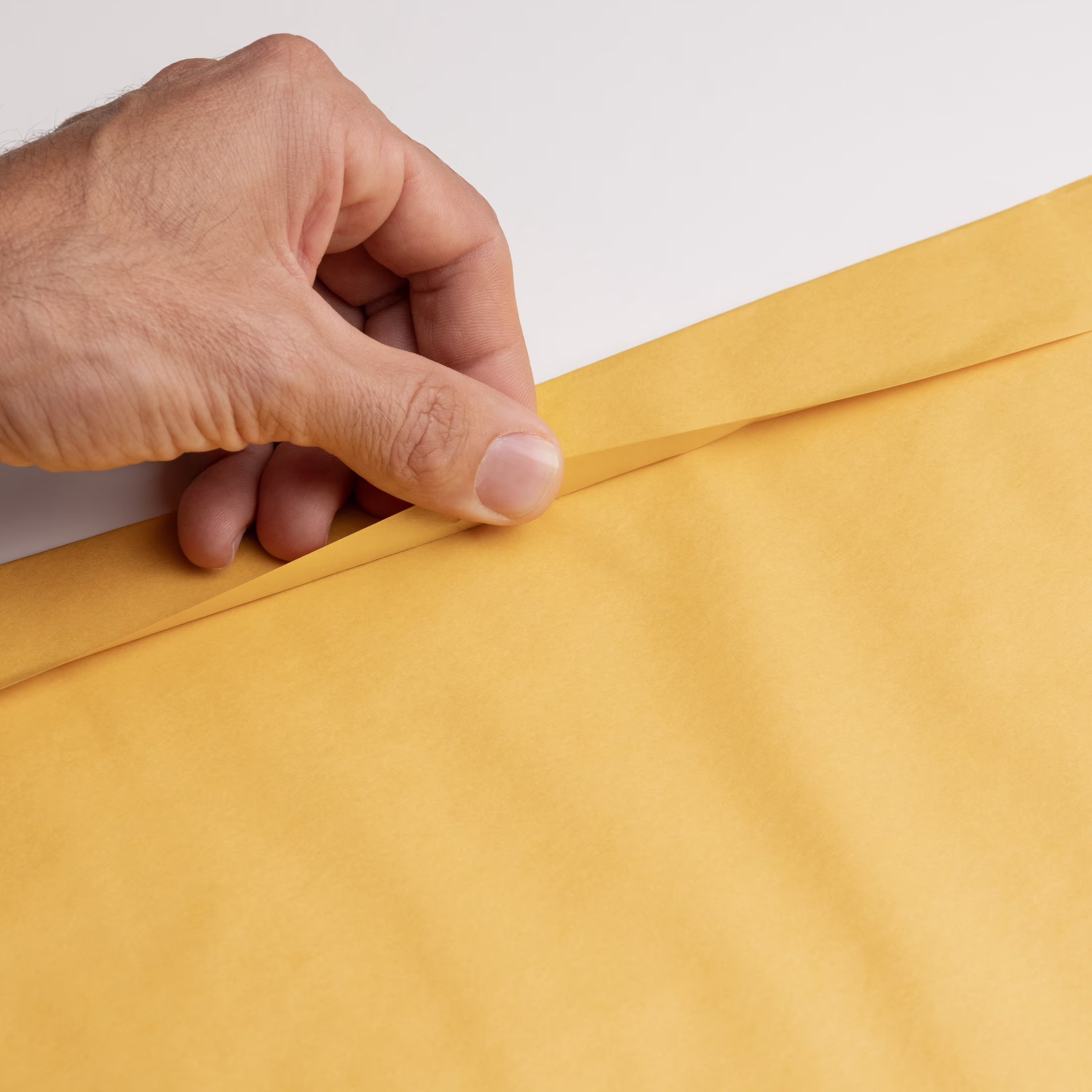Duck Self-Seal Kraft Bubble Mailer #5, 10.5
