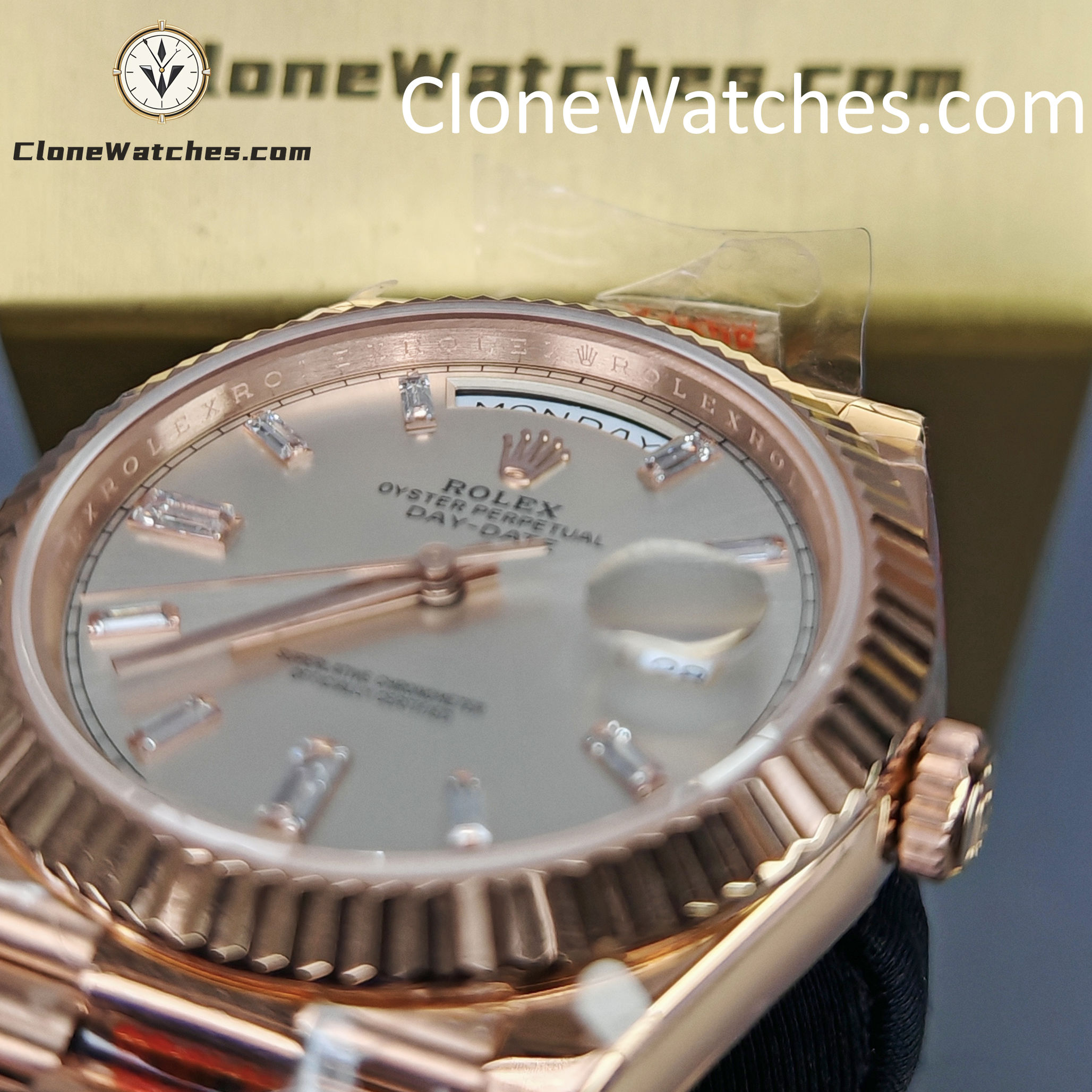 Rolex Super Clone Watches 1:1 Day Date Rose Gold Silver Dial 40mm m228235-0004 3255 Movement