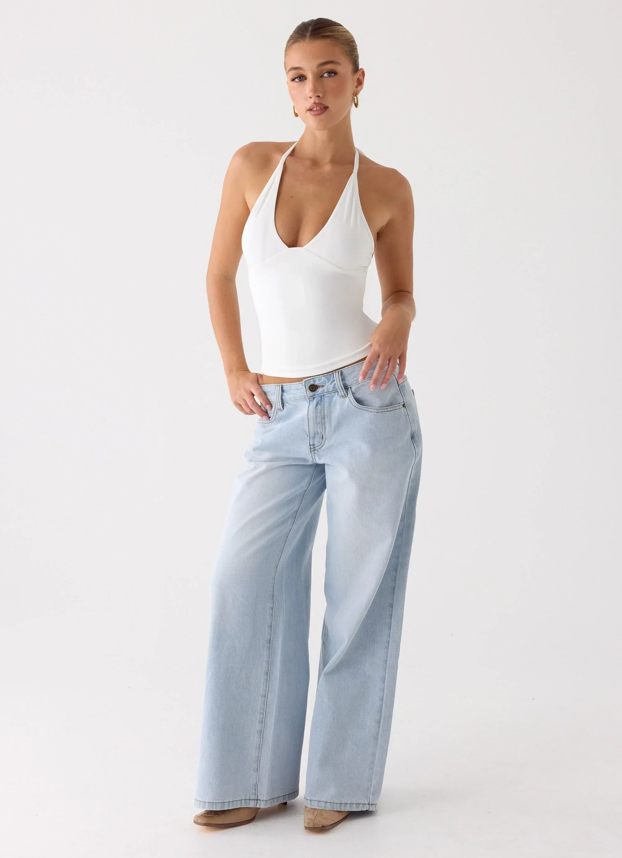 Neo Low Rise Wide Leg Denim Jeans - Light Blue Wash