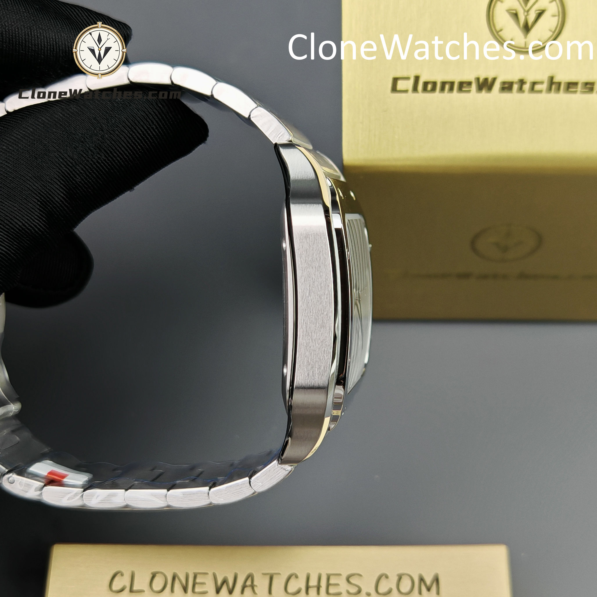 Cartier Super Clone Watches 1:1 Santos Series White Dial 39.8MM WSSA0009