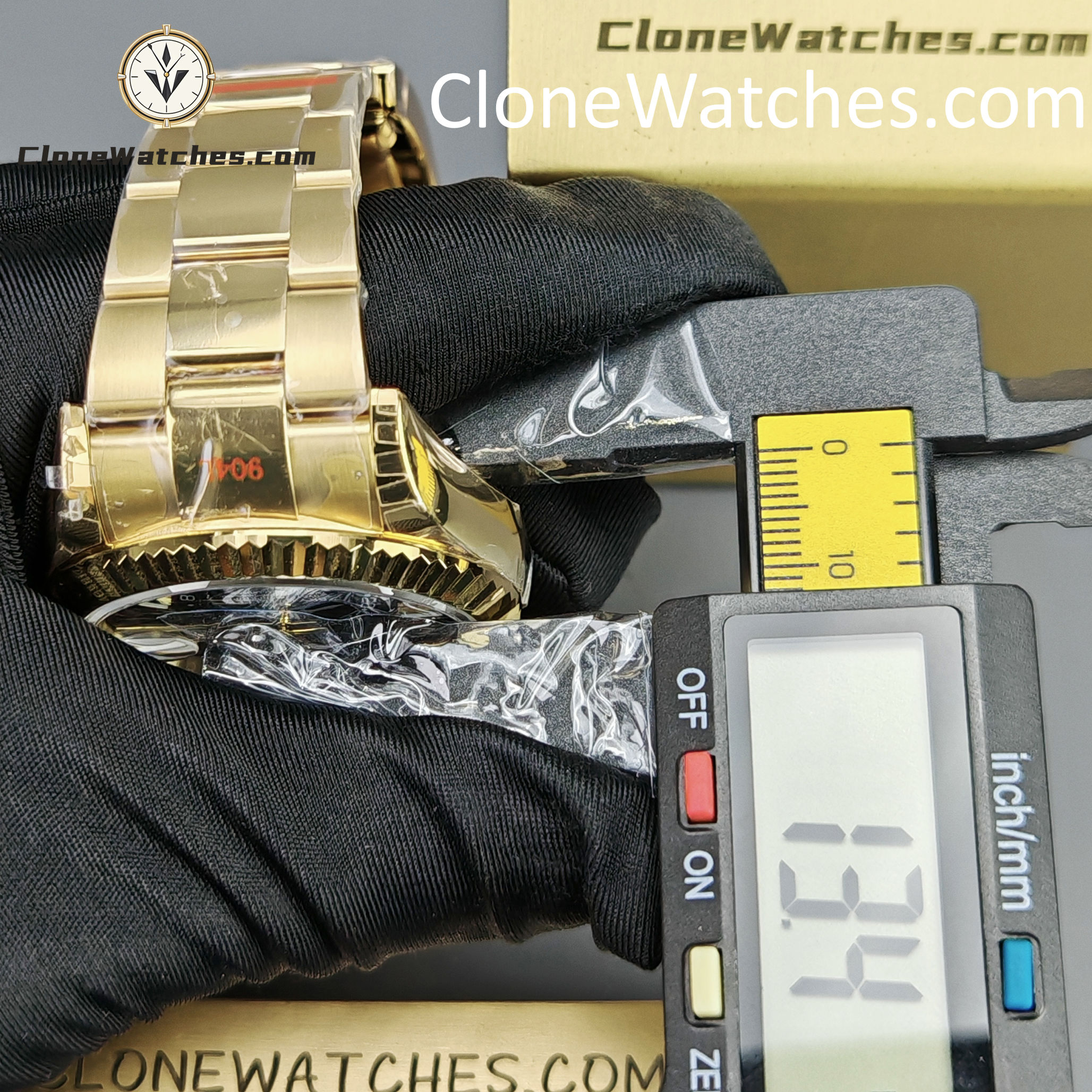 Rolex Super Clone Watches 1:1 Sky Dweller Yellow Gold Black Dial Oyster M336938-0002 9002 Movement