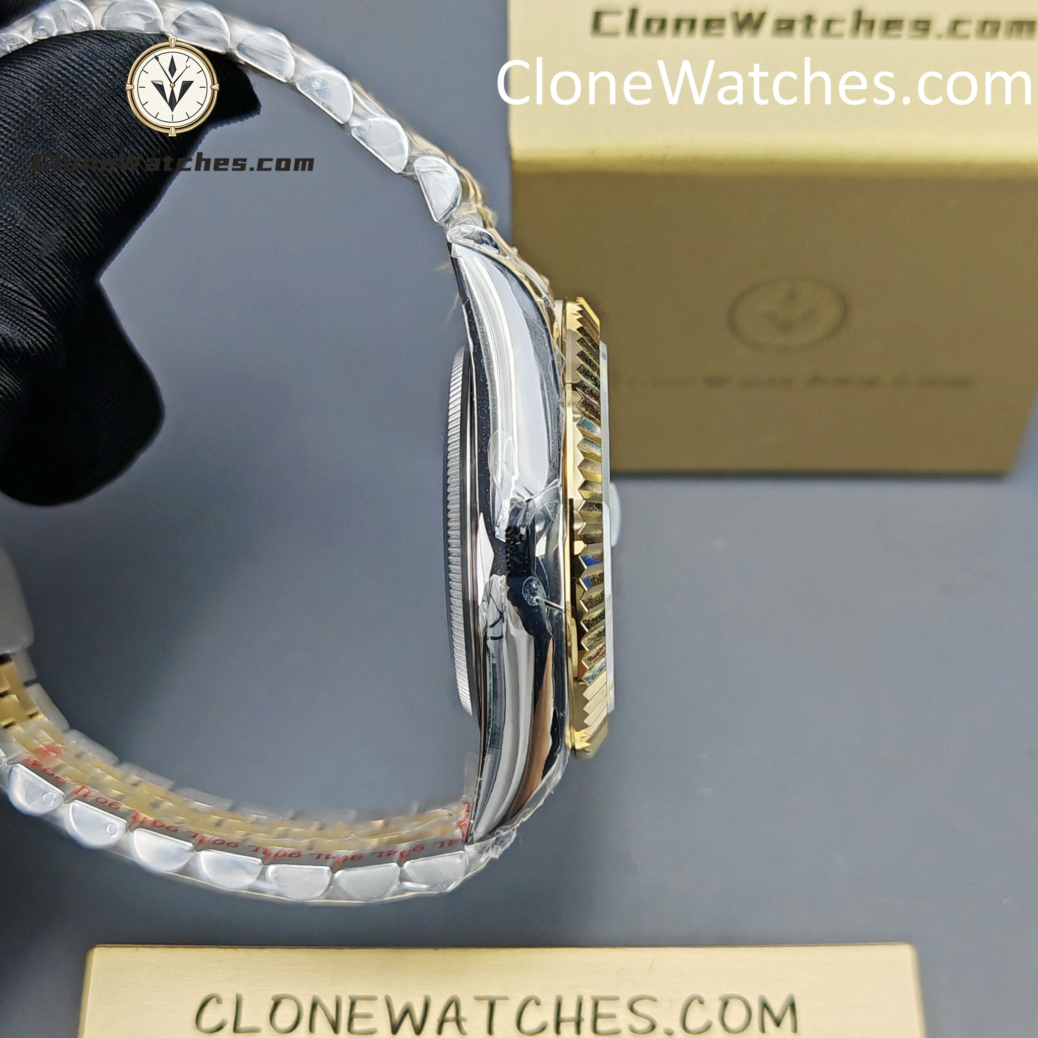Rolex Super Clone Watches 1:1 Sky Dweller Black Dial Jubilee m336933-0004 9002 Movement