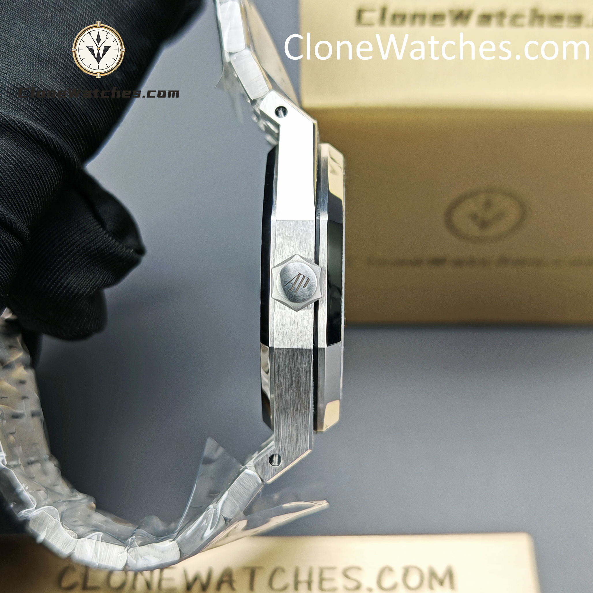 Audemars Piguet Super Clone Watches 1:1 Royal Oak Frost 15454BC Black Dial 37mm