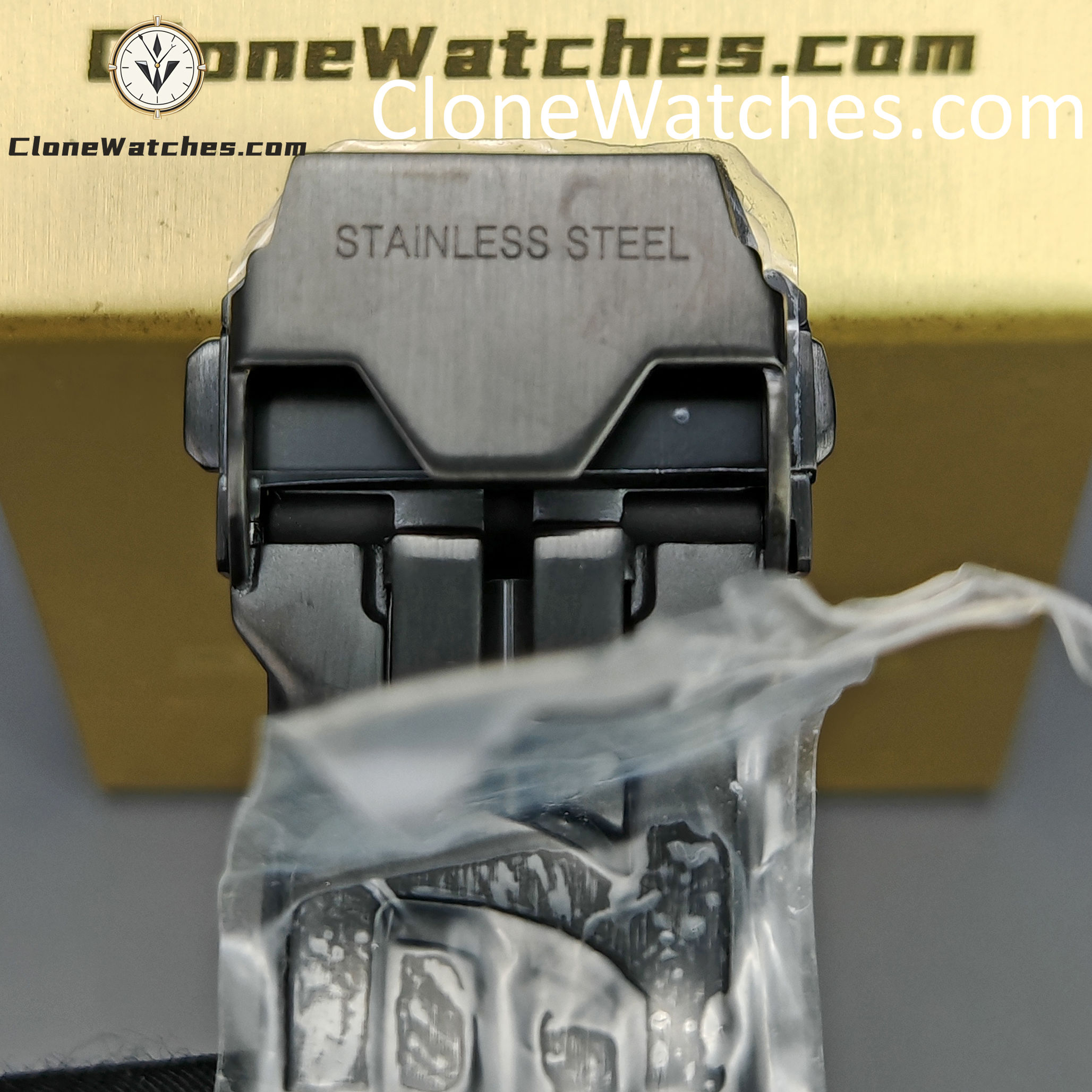 Hublot Super Clone Watches 1:1 Big Bang Unico King Gold Diamonds 42 mm 441.OX.1181.RX.1104