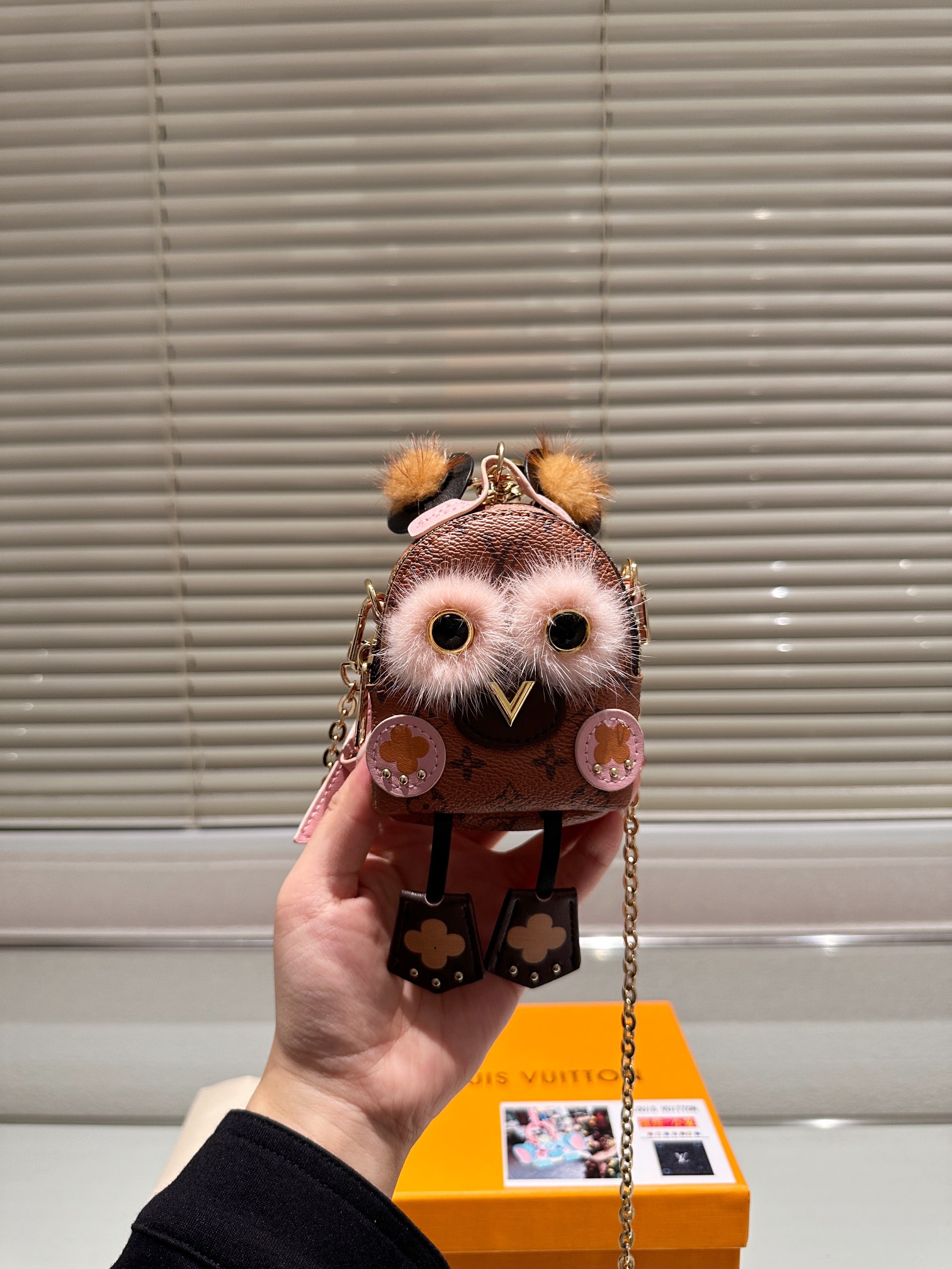 Lv mini backpack pendant