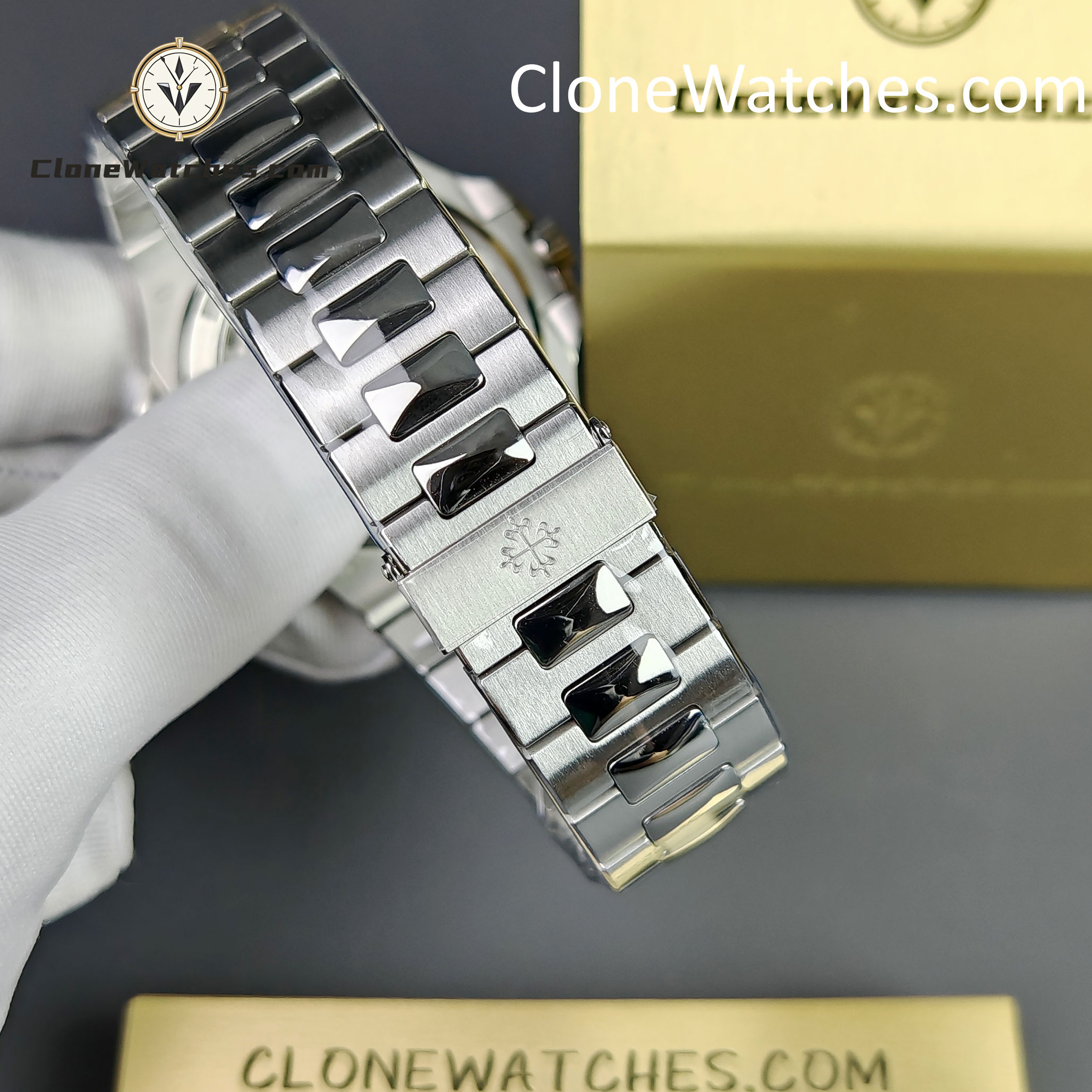 Patek Philippe Super Clone Watches 1:1 40th Anniversary Nautilus 5711