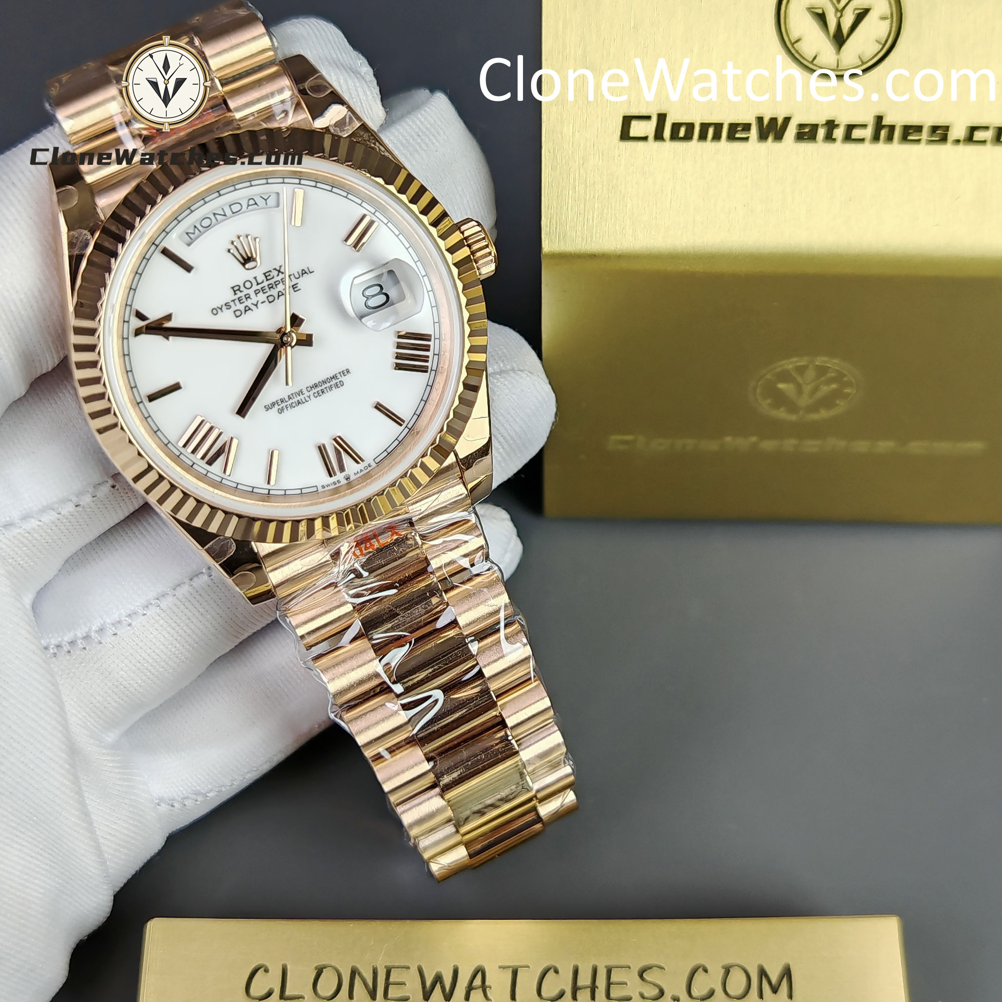 Rolex Super Clone Watches 1:1 Day Date 18K Rose Gold Roman Dial 40mm m228235-0032 3255 Movement