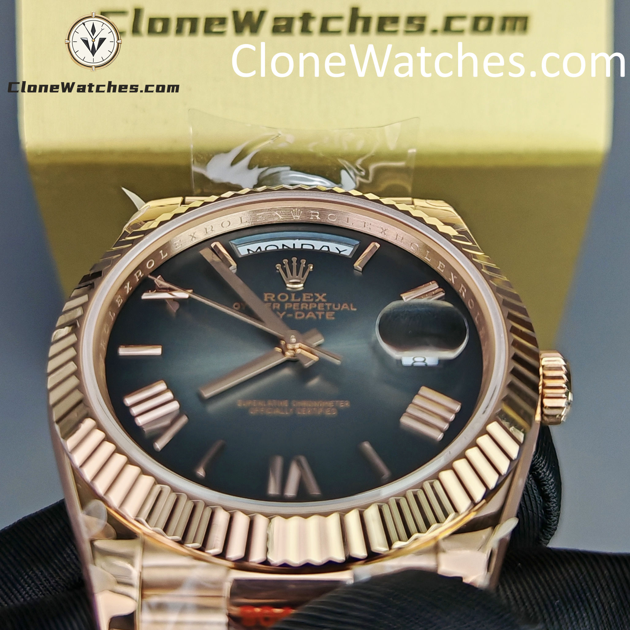 Rolex Super Clone Watches 1:1 Day Date 18K Rose Gold Grey Roman Dial 40mm m228235-0055 3255 Movement