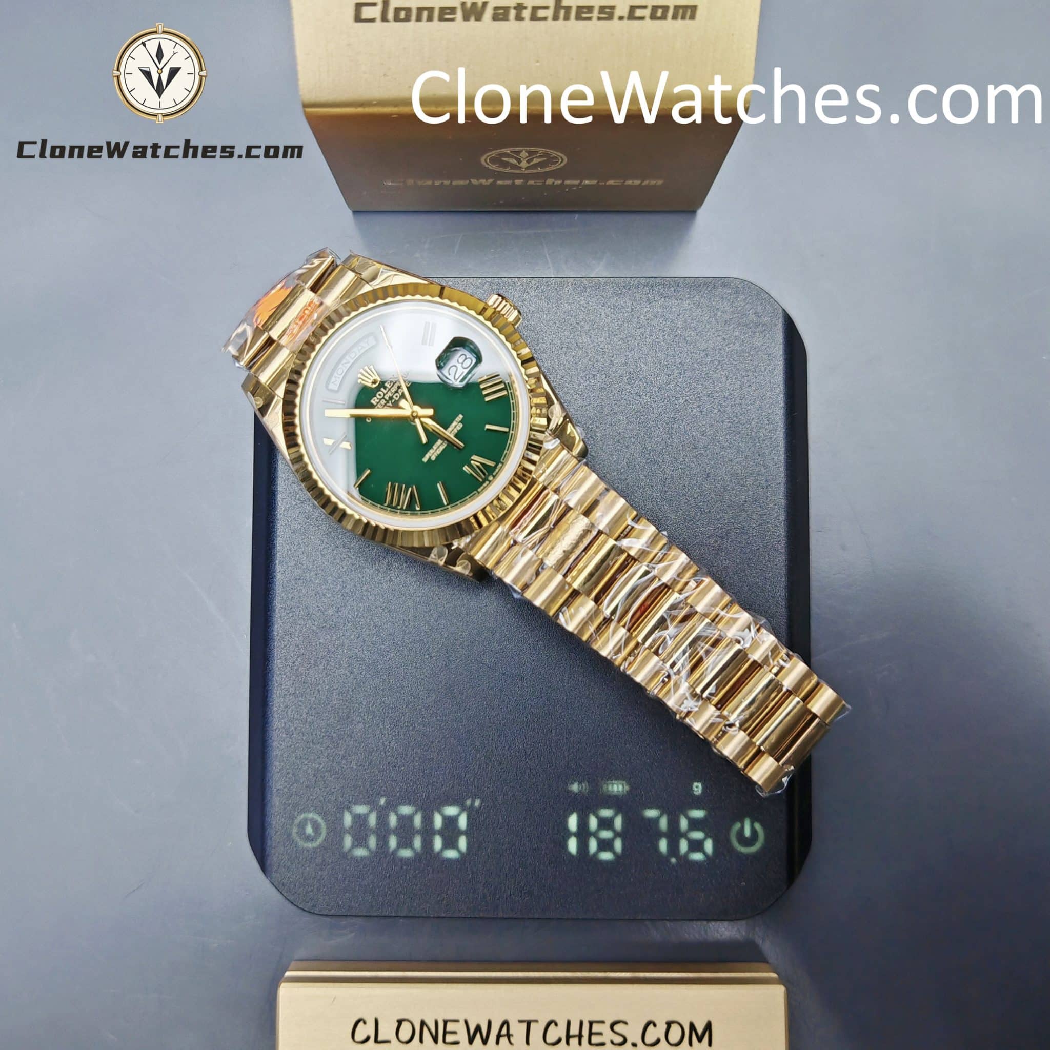 Rolex Super Clone Watches 1:1 Day Date 18K Gold Green Roman Dial 40mm m228238 3255 Movement