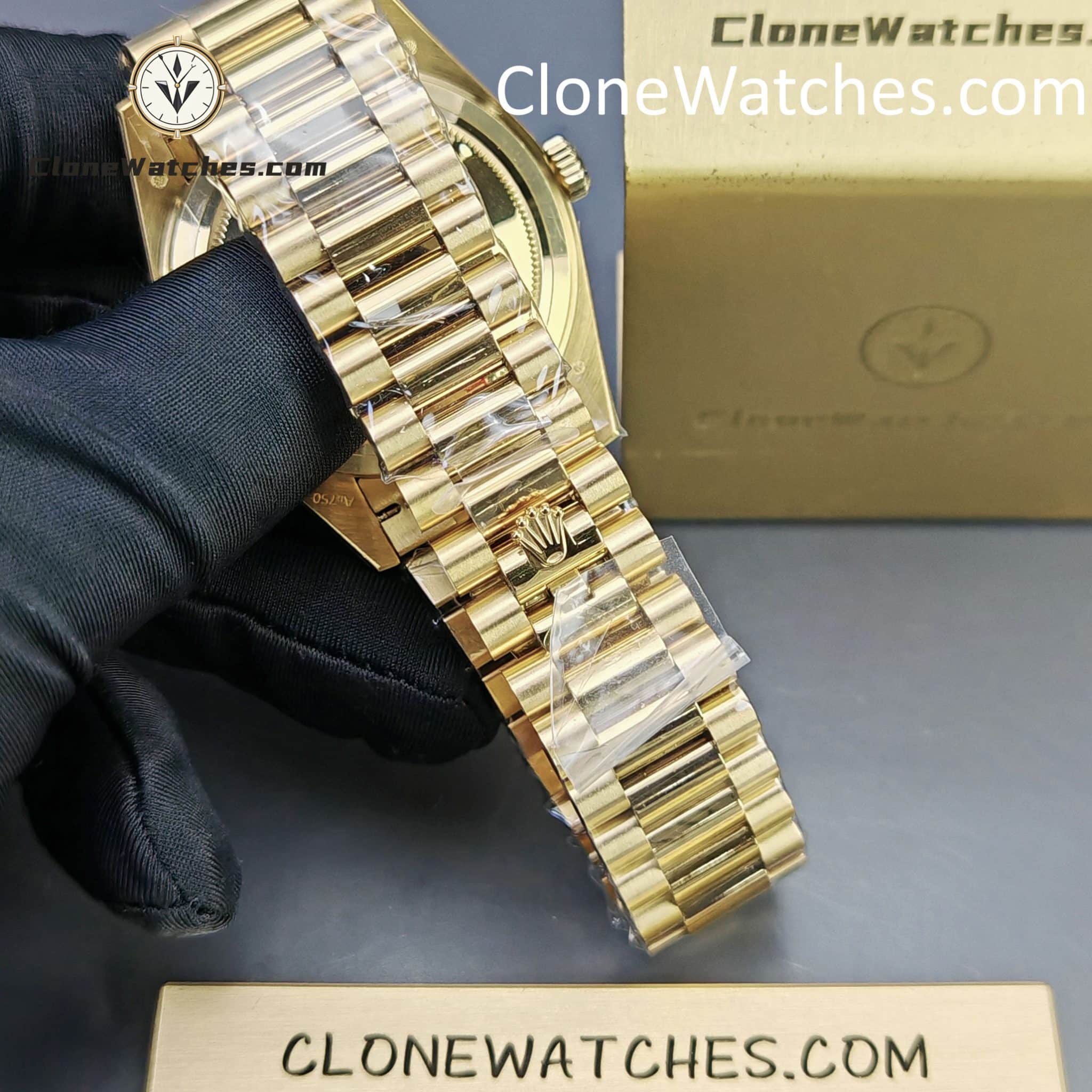 Rolex Super Clone Watches 1:1 Day Date 18K Gold Green Roman Dial 40mm m228238 3255 Movement