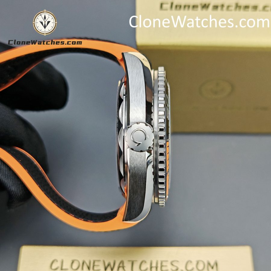 OMEGA Super Clone Watches 1:1 Seamaster Planet Ocean 600m 215.32.44.21.01.001 43.5MM