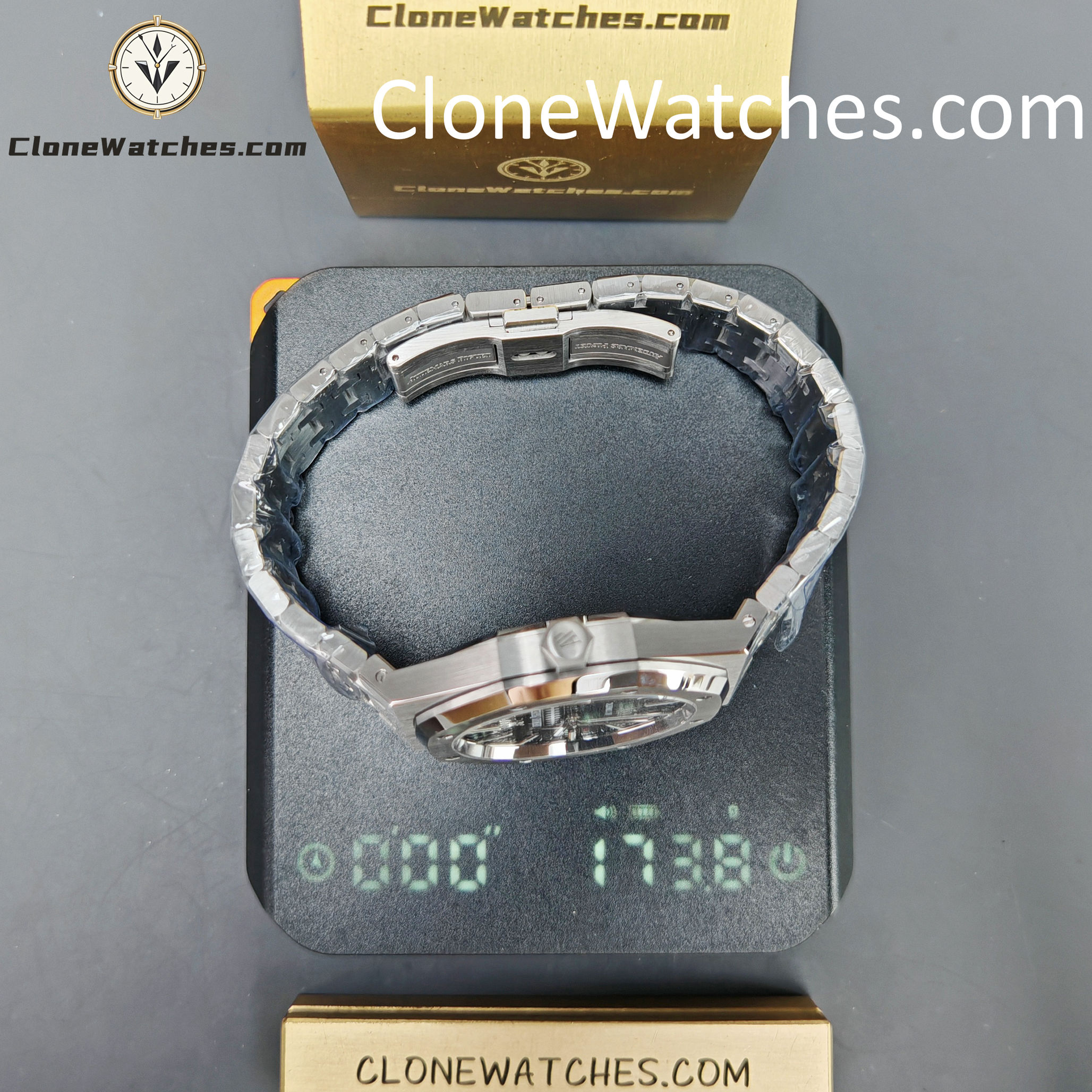 Audemars Piguet Super Clone Watches 1:1 Royal Oak 15400 Black Dial
