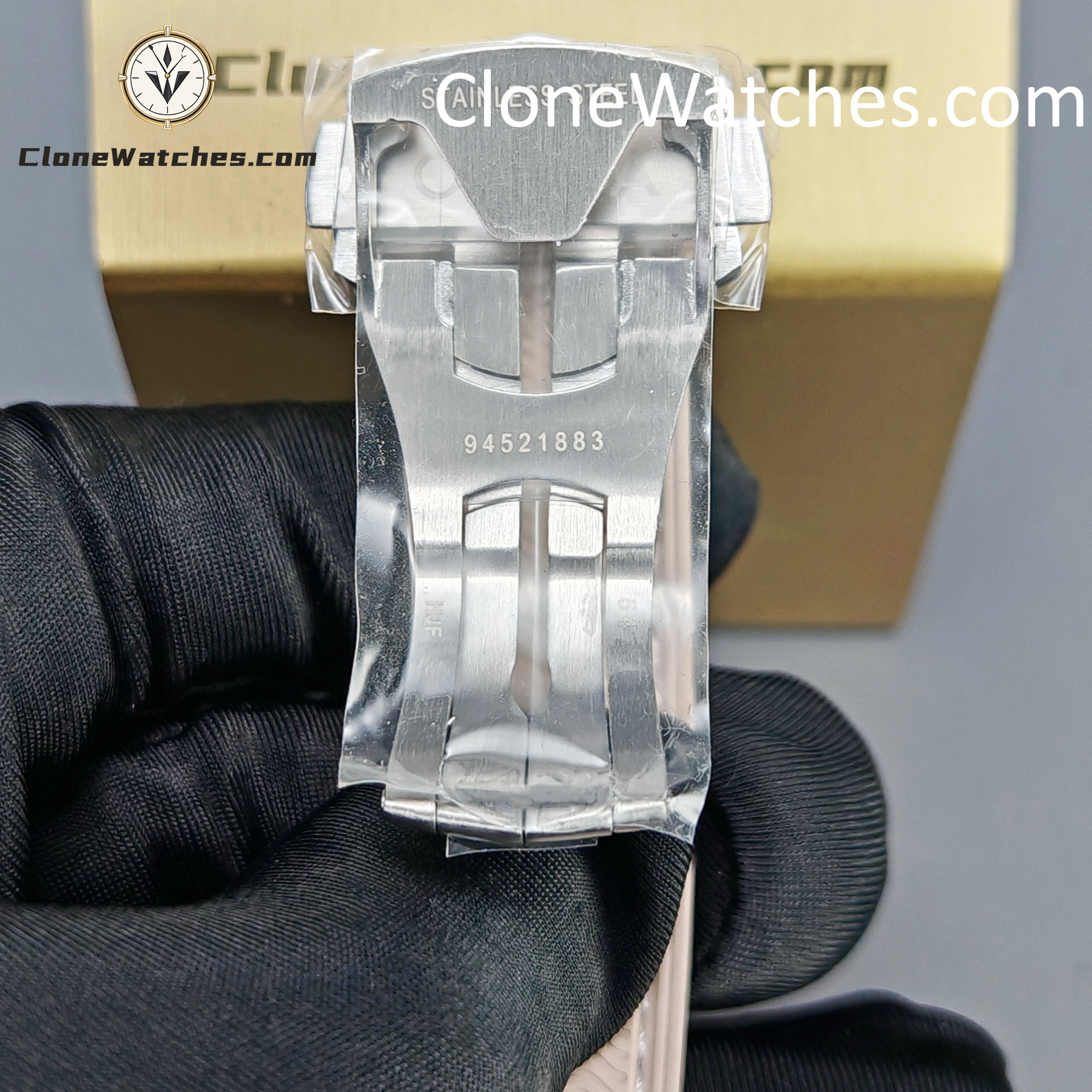 OMEGA Super Clone Watches 1:1 Seamaster Planet Ocean 600m 215.32.44.21.09.001 43.5MM
