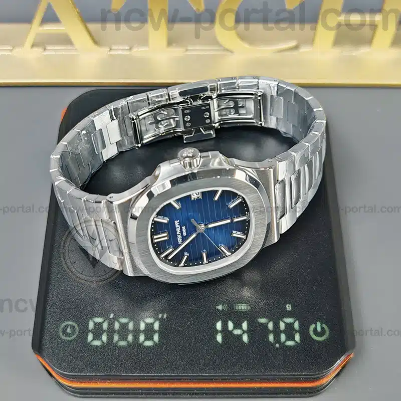 Patek Philippe Super Clone Watches 1:1 DDF 5811 Nautilus New Clasp