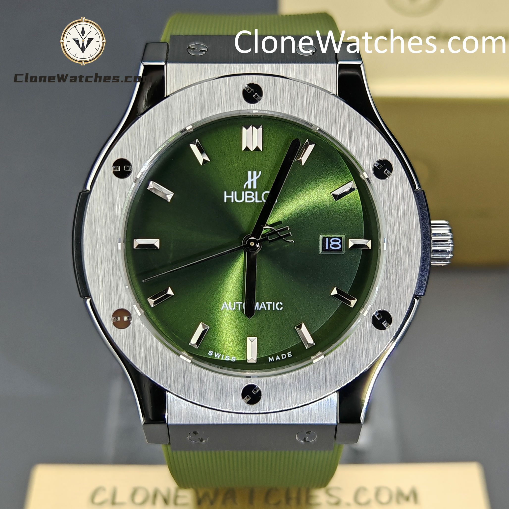 Hublot Super Clone Watches 1:1 Classic Fusion Green 42MM 542.NX.8970.RX
