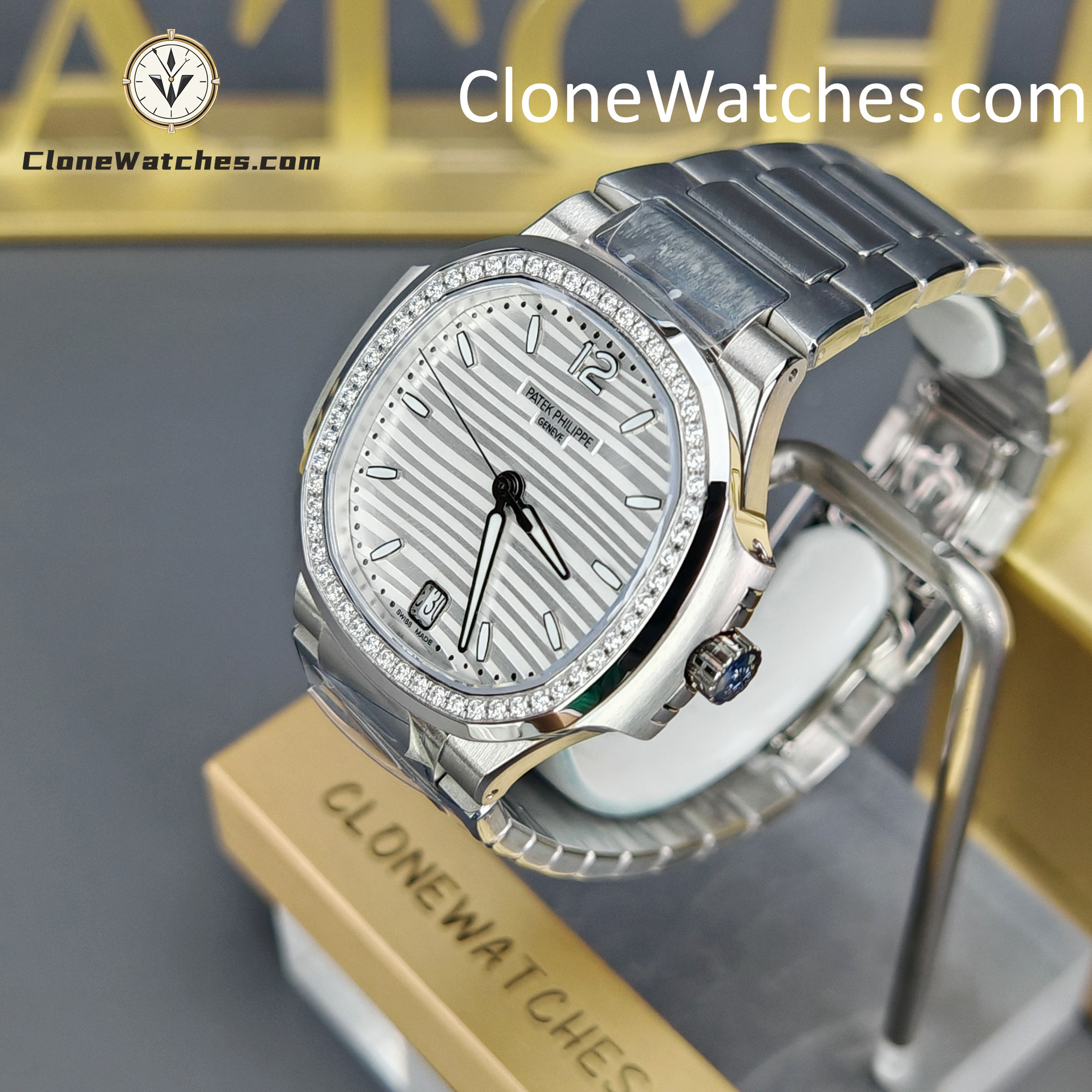 Patek Philippe Super Clone Watches 1:1 Nautilus White Dial Diamond Frame 7118/1200A-010 35.2 mm