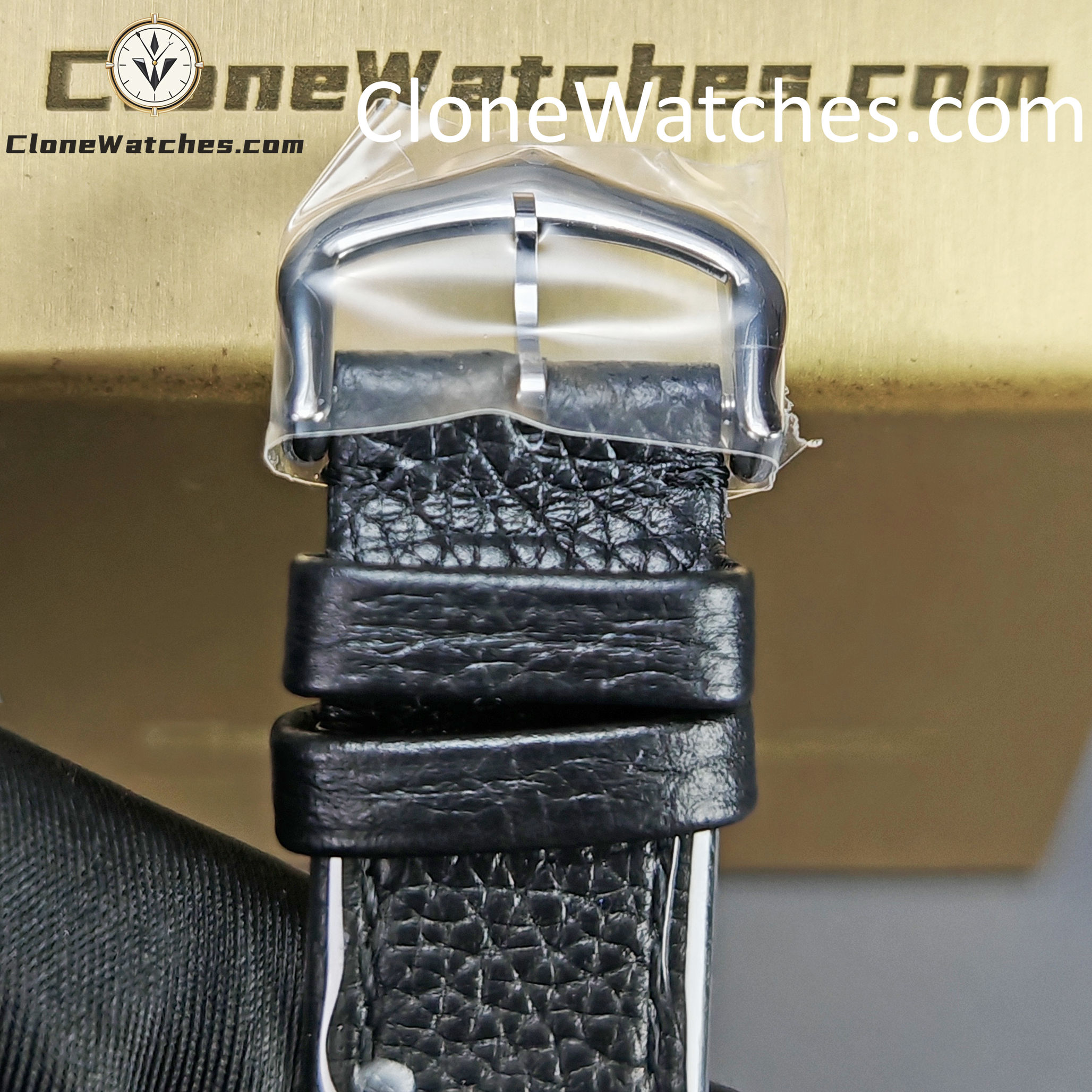 Cartier Super Clone Watches 1:1 Tank quartz movement 33.7*25.5MM WSTA0120