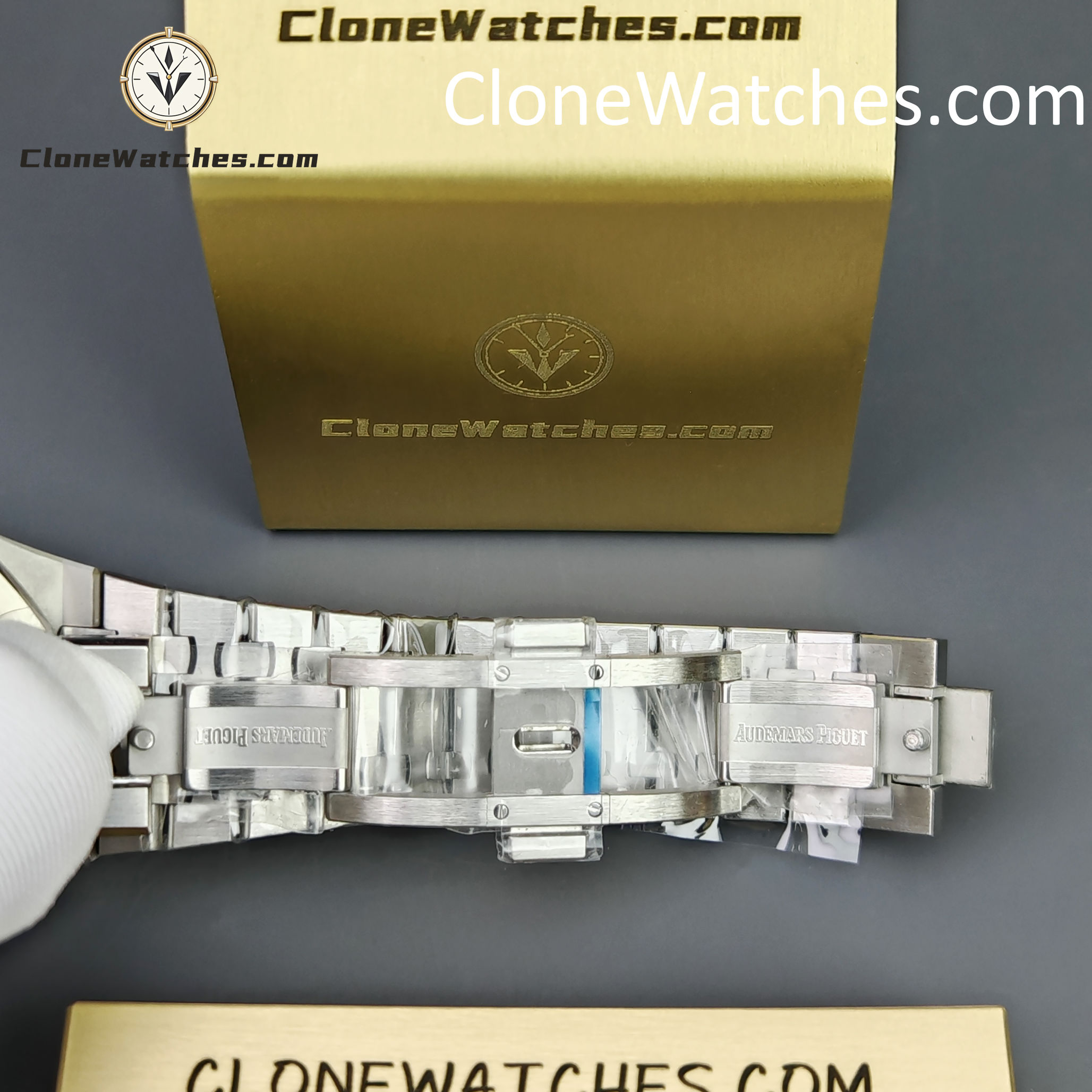 Audemars Piguet Super Clone Watches 1:1 Royal Oak 15500 White Dial