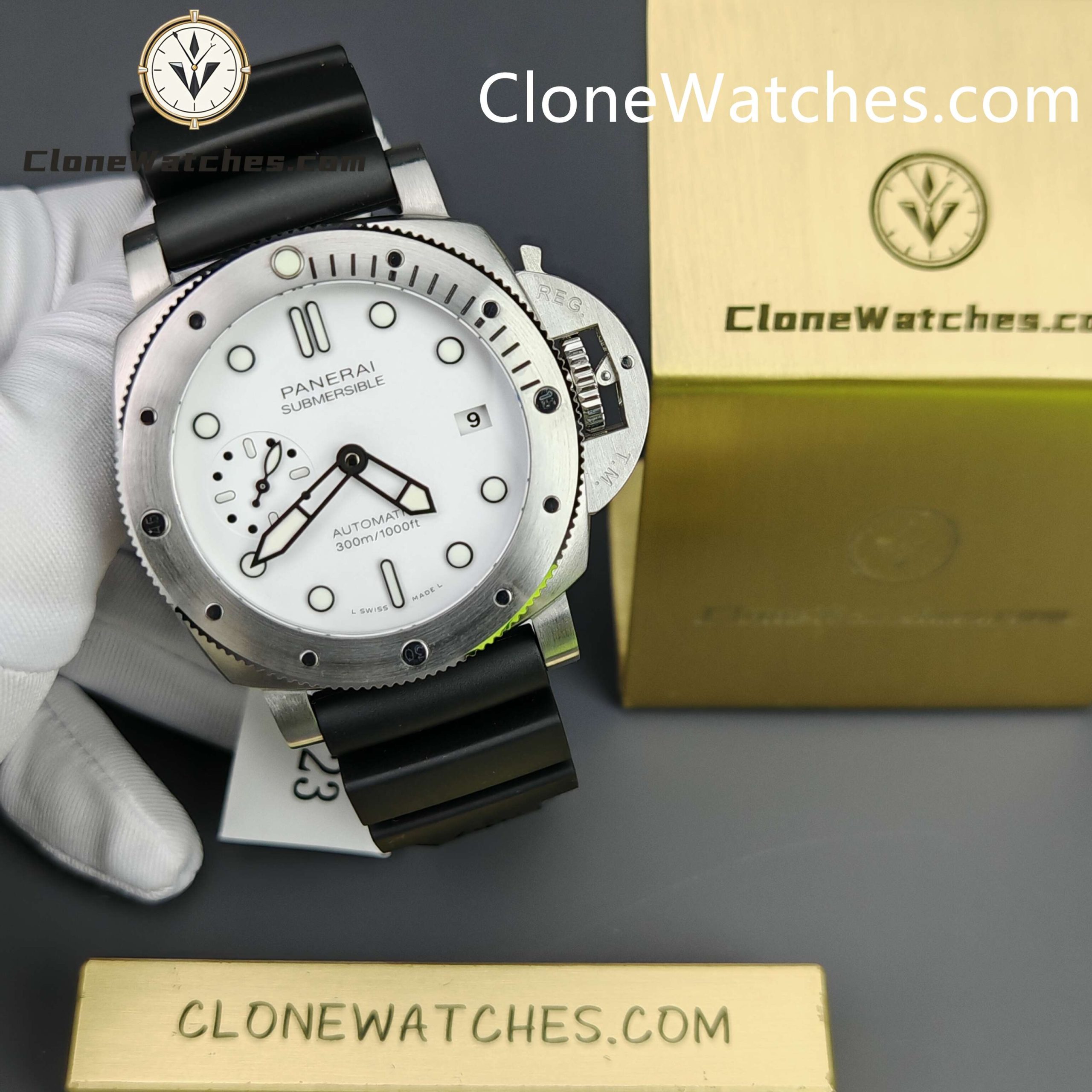 Panerai Super Clone Watches 1:1 Submersible PAM02223 White Dial