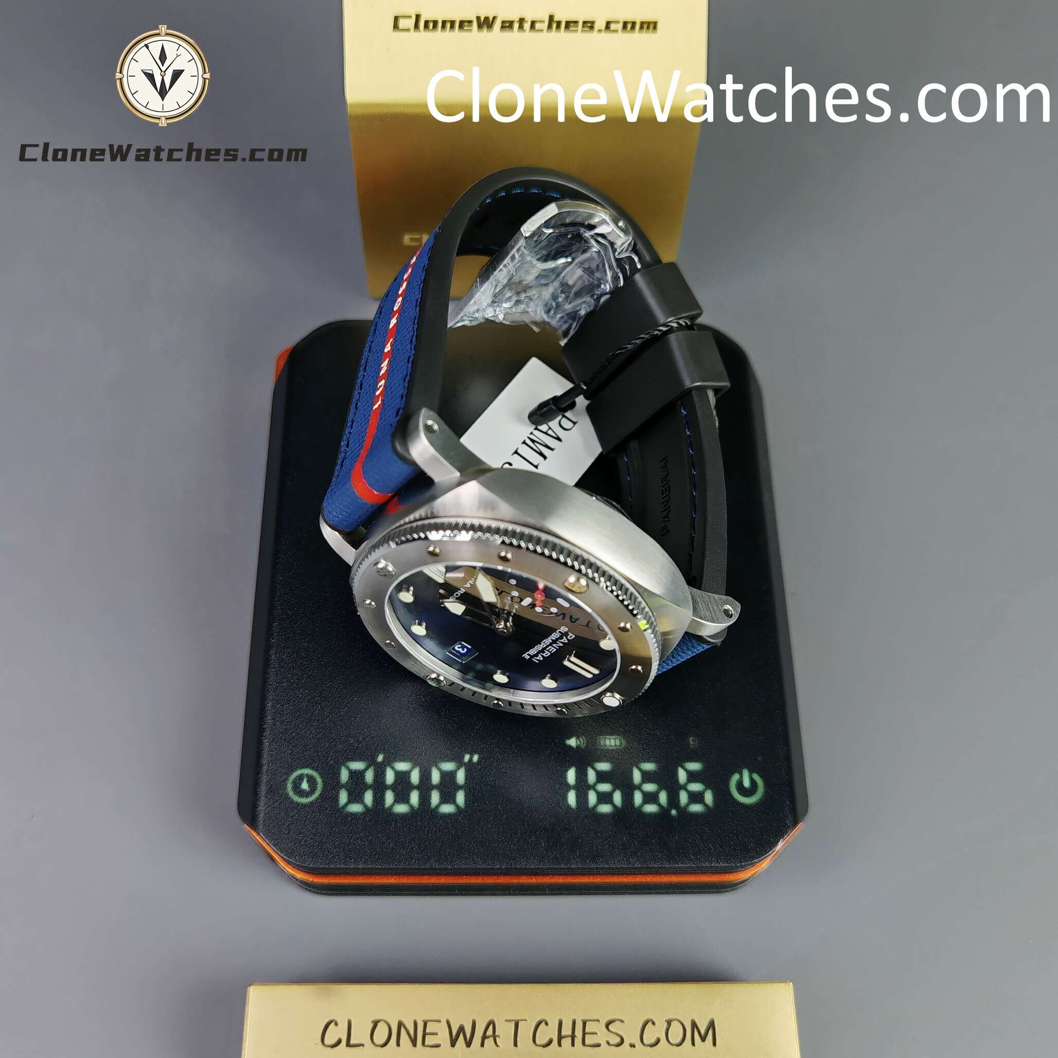 Panerai Super Clone Watches 1:1 Submersible QuarantaQuattro Luna Rossa PAM01391 44mm