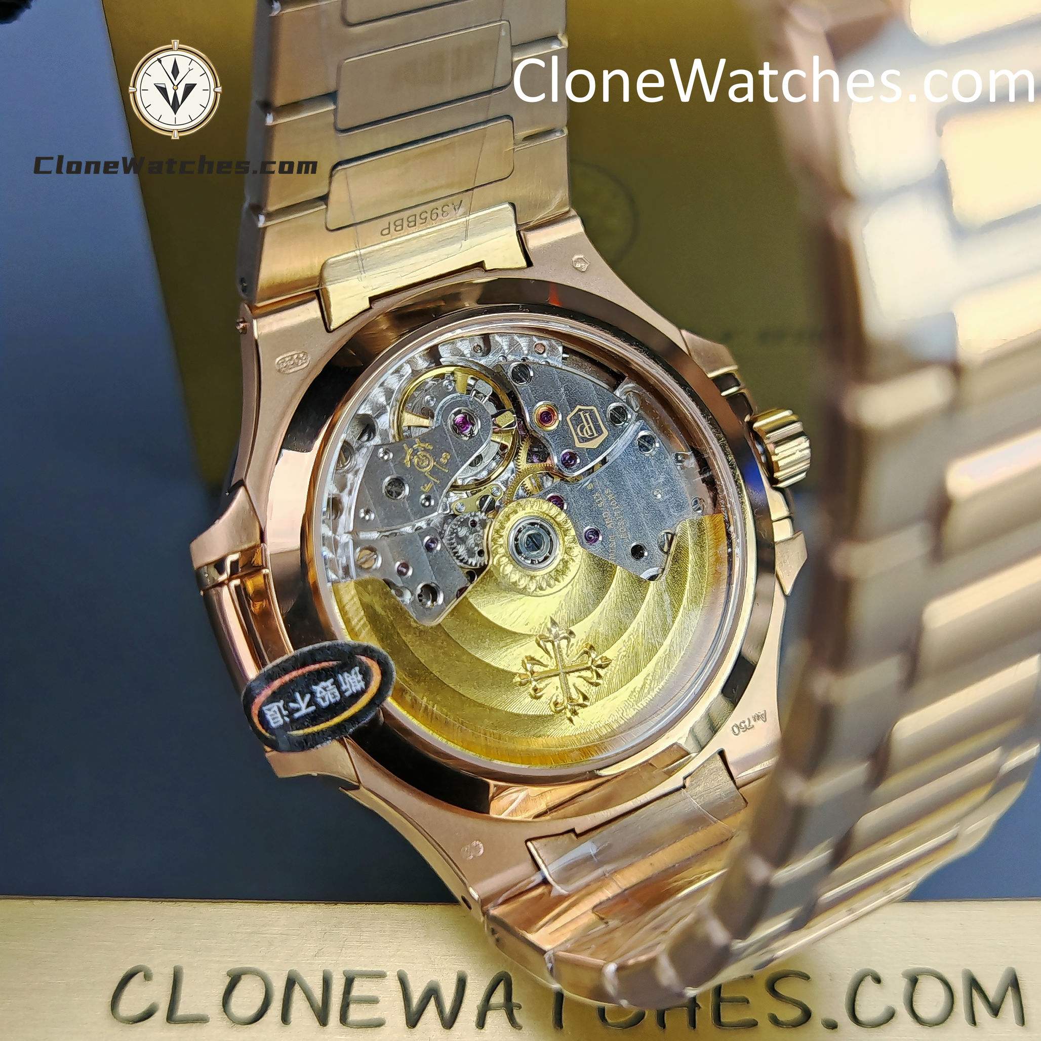 Patek Philippe Super Clone Watches 1:1 Nautilus Rose Gold 7118/1R-001 35.2 mm