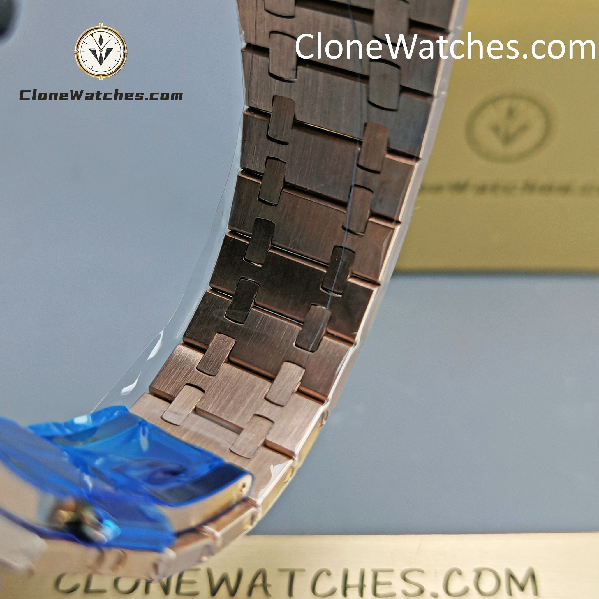 Audemars Piguet Super Clone Watches 1:1 Royal Oak Rose Gold 26239 Blue Dial