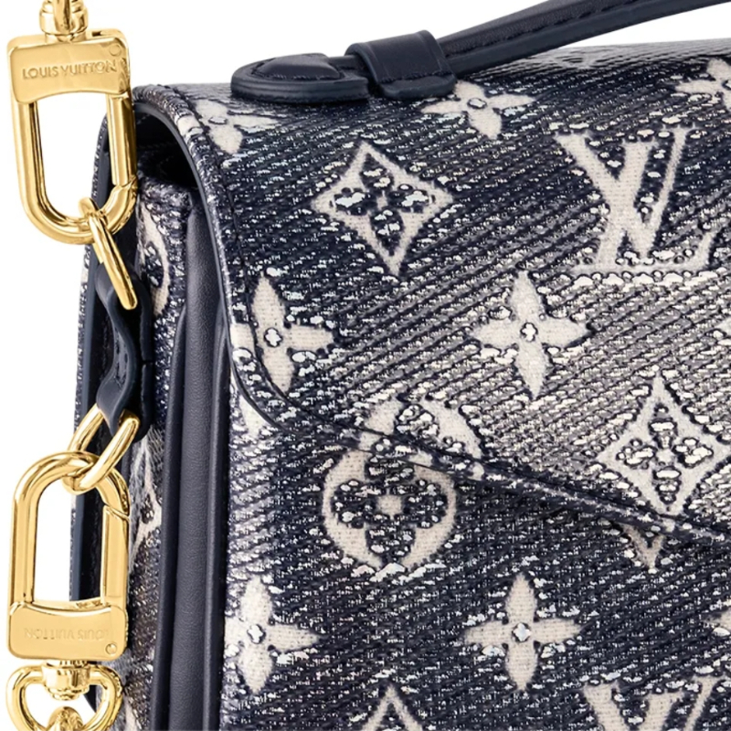 Louis vuittion pochette metis east west bag