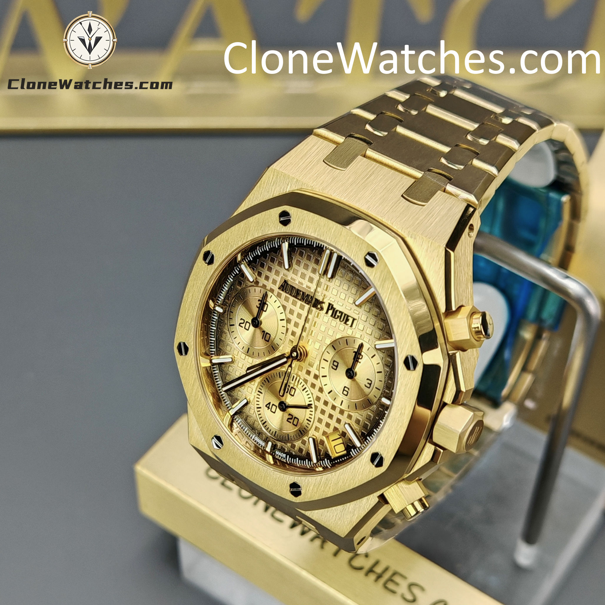 Audemars Piguet Super Clone Watches 1:1 Royal Oak Smoked Gold Dial 26240BA Selfwinding Chronograph
