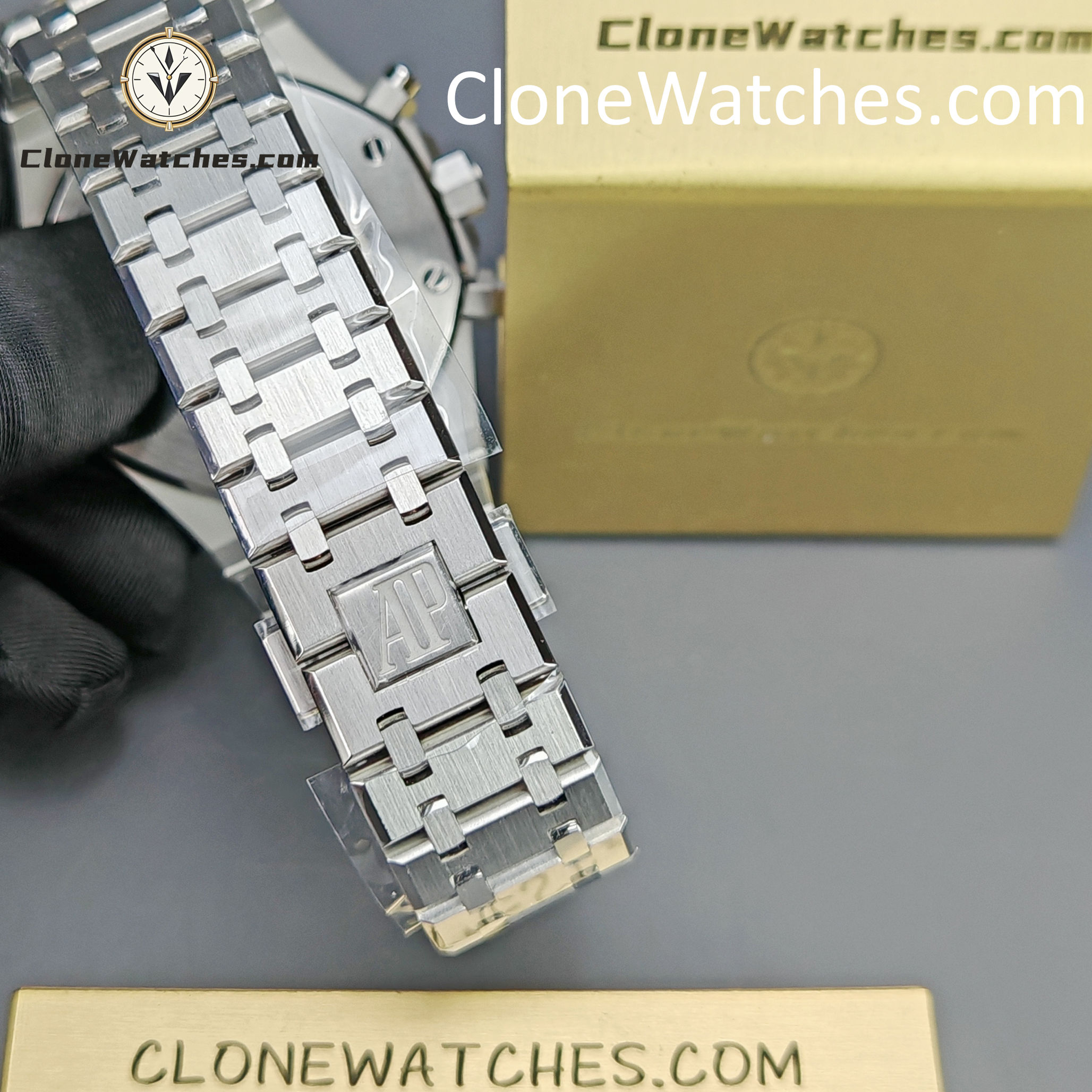 Audemars Piguet Super Clone Watches 1:1 Royal Oak White Dial 26331ST Selfwinding Chronograph