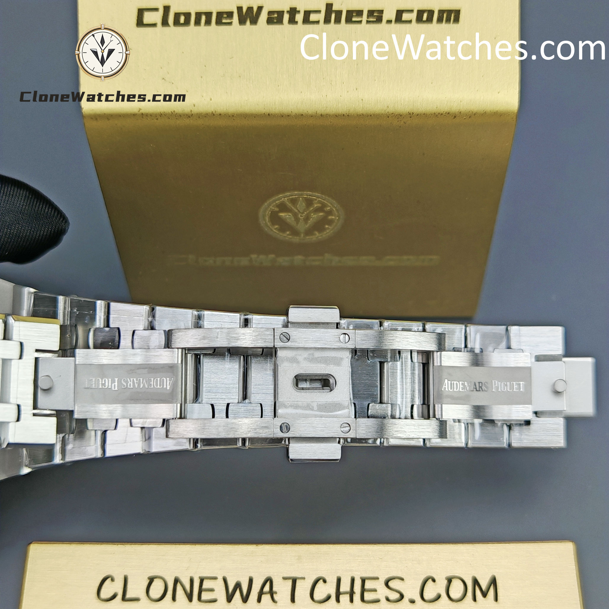 Audemars Piguet Super Clone Watches 1:1 Royal Oak 15400 White Dial