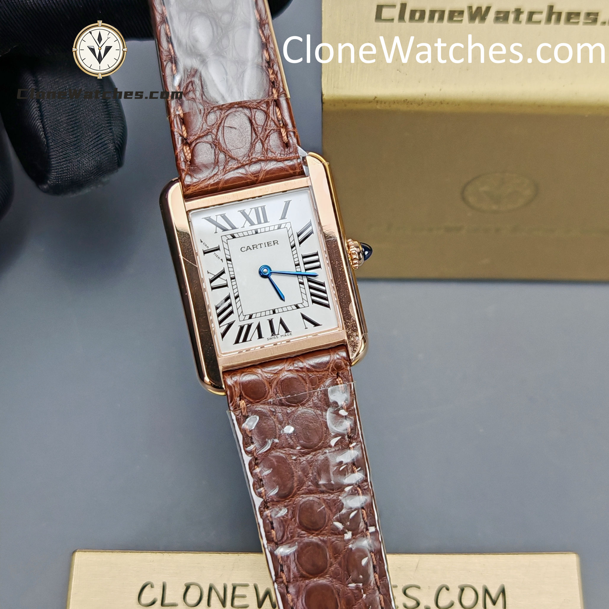 Cartier Super Clone Watches 1:1 Tank Quartz Movement White Dial 31*24.4MM W5200024