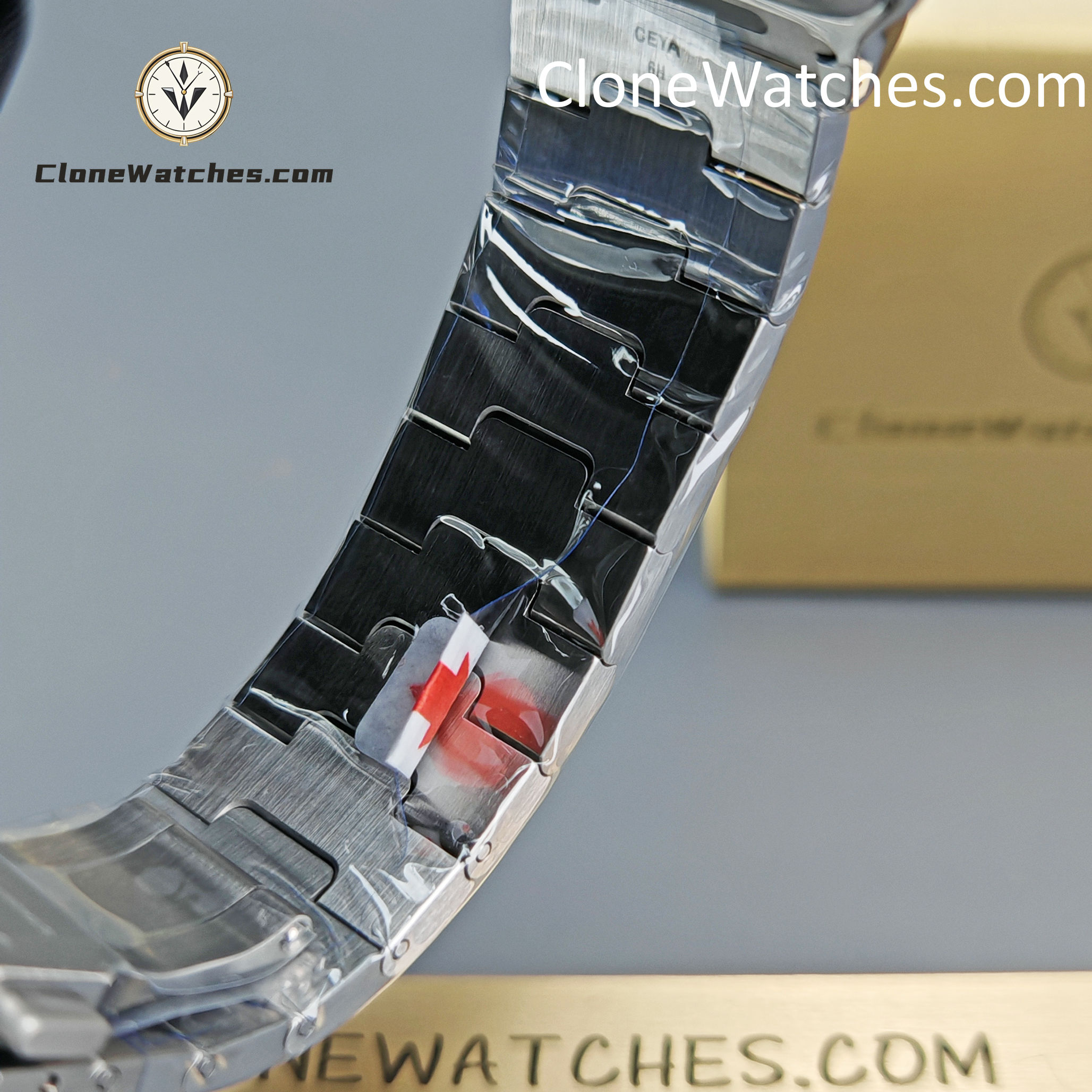 Cartier Super Clone Watches 1:1 Santos Series Gradient Brown Dial 39.8MM WSSA0064