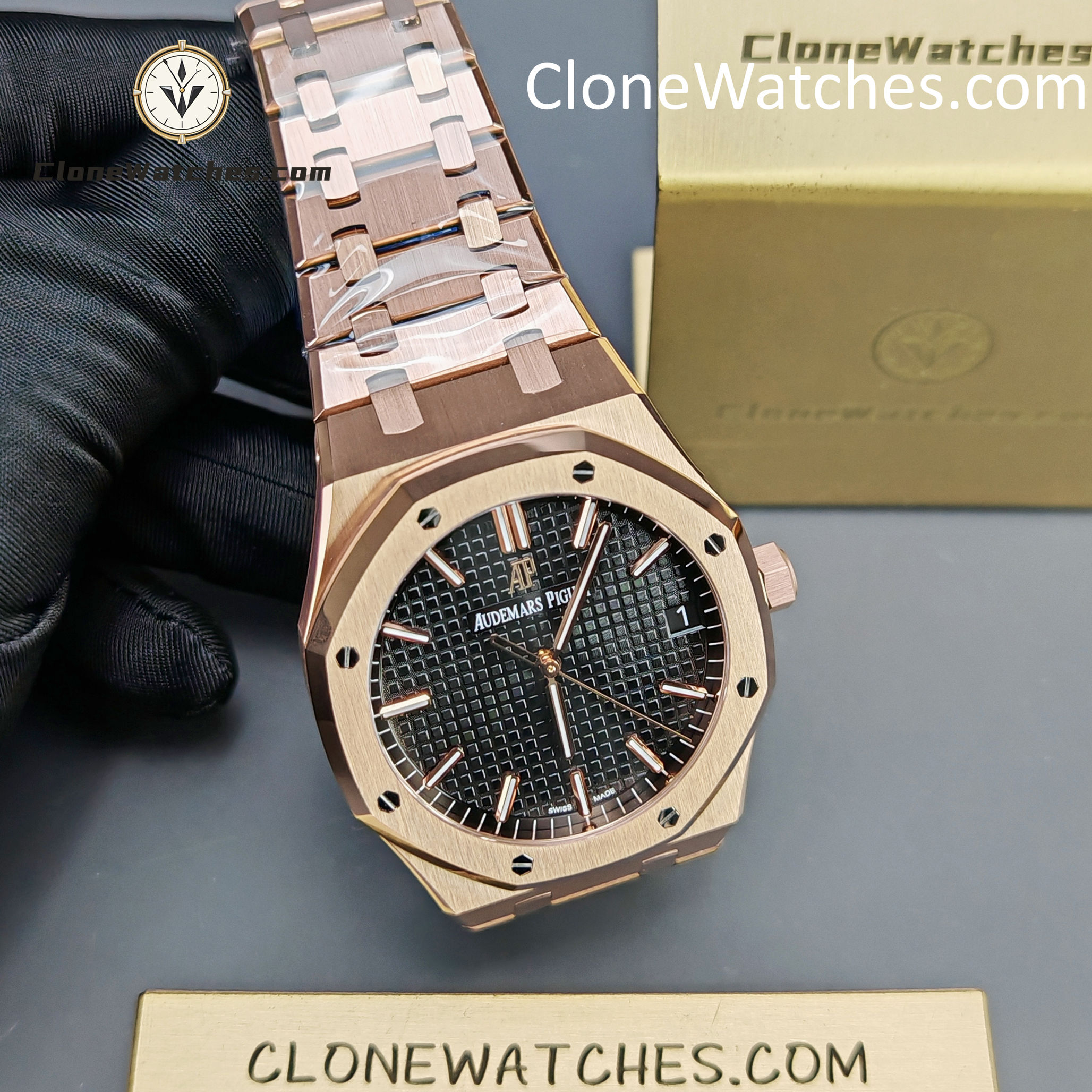 Audemars Piguet Super Clone Watches 1:1 Royal Oak Rose Gold 15500 Black Dial