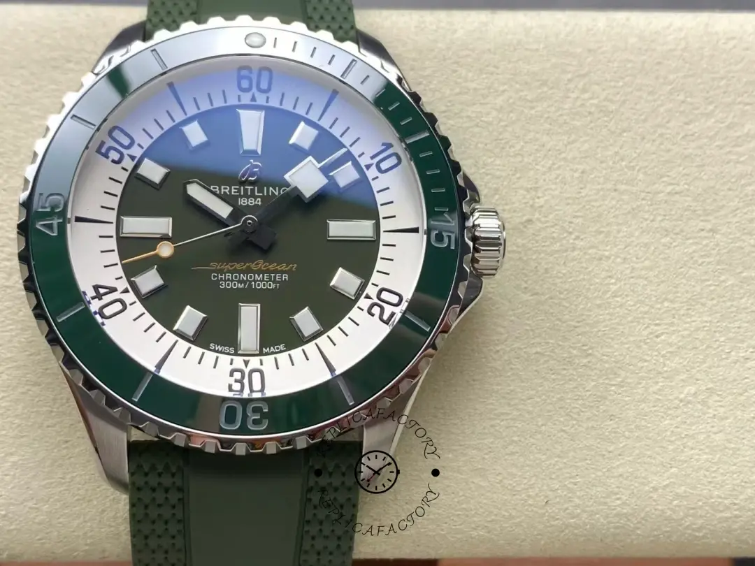 Breitling Superocean Automatic 44 Green Men's Diving Watch A17376A31L1S1 Replica