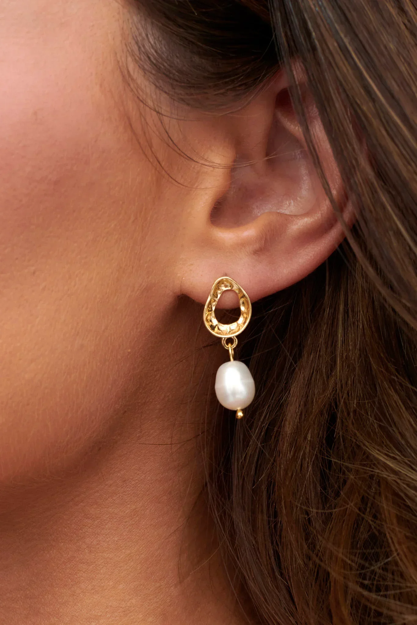 First Love Pearl Drop Earrings Gold