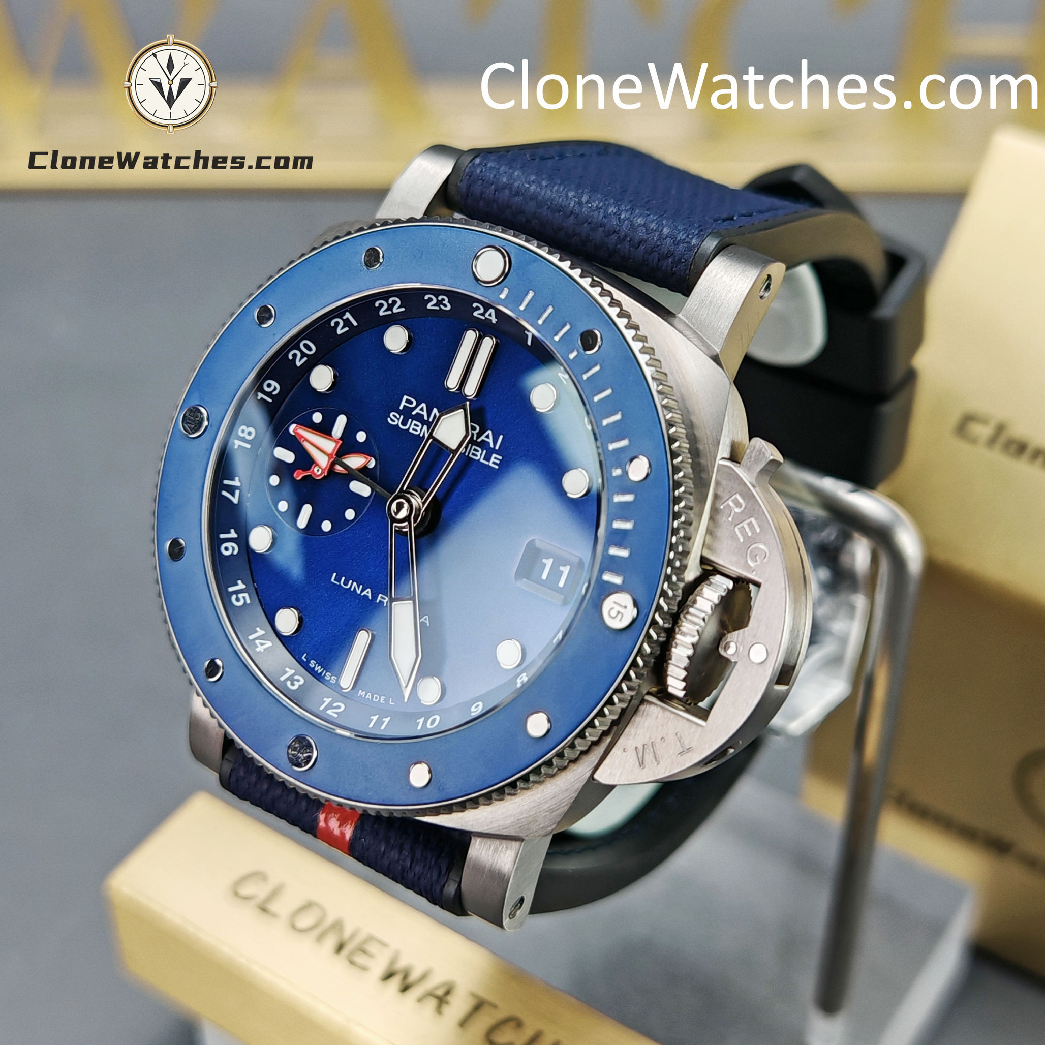 Panerai Super Clone Watches 1:1 Submersible GMT Luna Rossa Titanio PAM01507 42mm