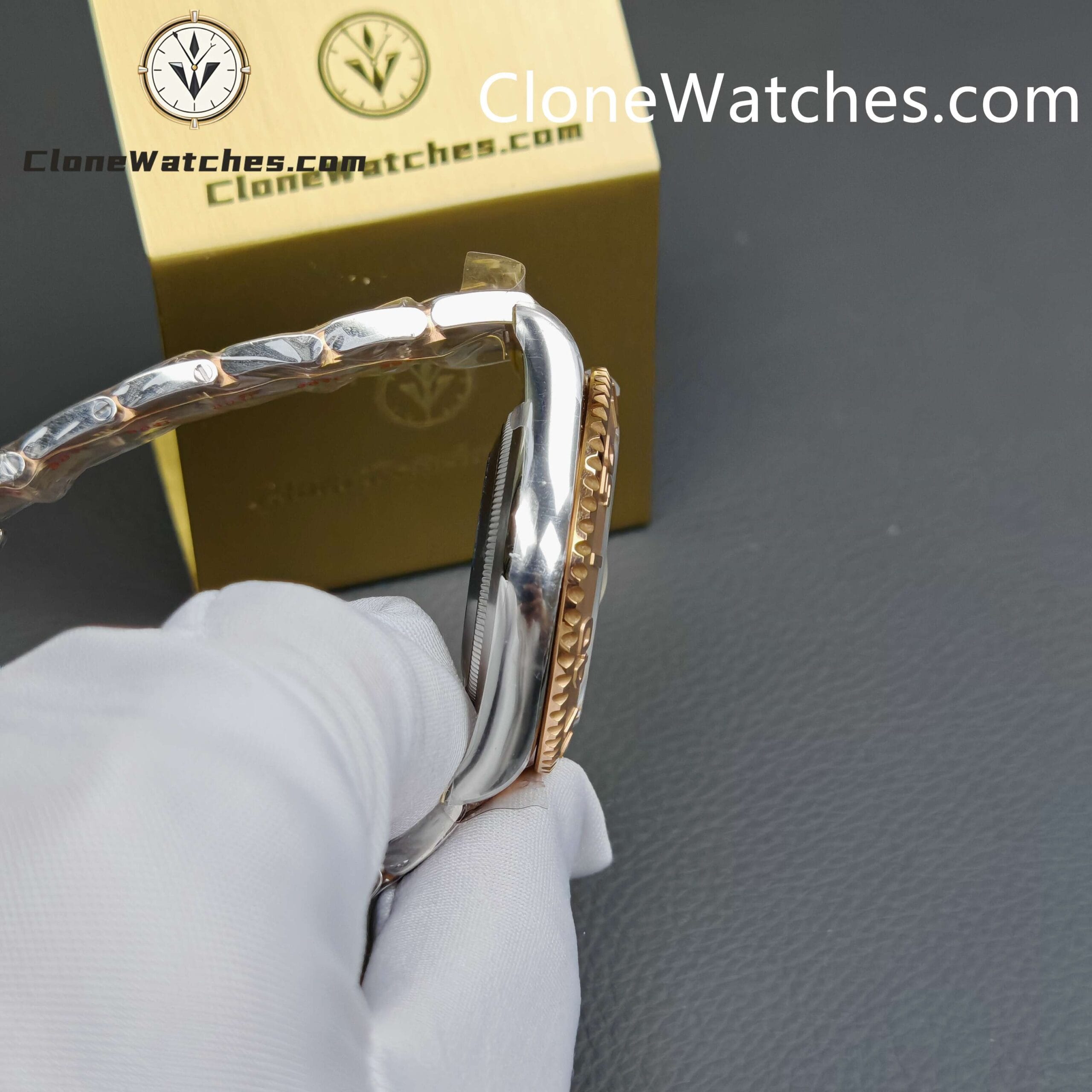Rolex Super Clone Watches 1:1 Yacht Master Rose Gold Black Dial M126621-0002 3235 Movement