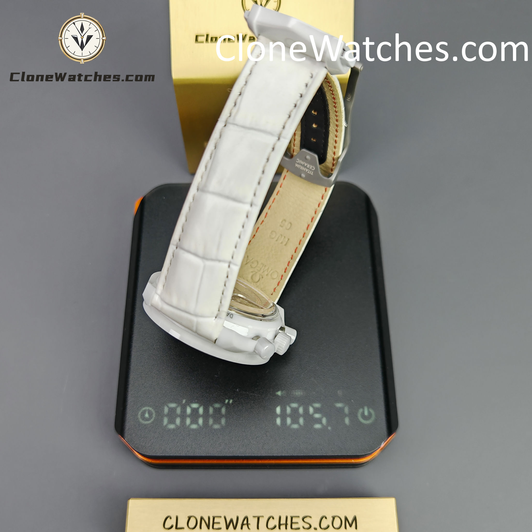 OMEGA Super Clone Watches 1:1 Speedmaster Dark Side of the Moon 311.93.44.51.04.002 44.25mm White Side of the Moon
