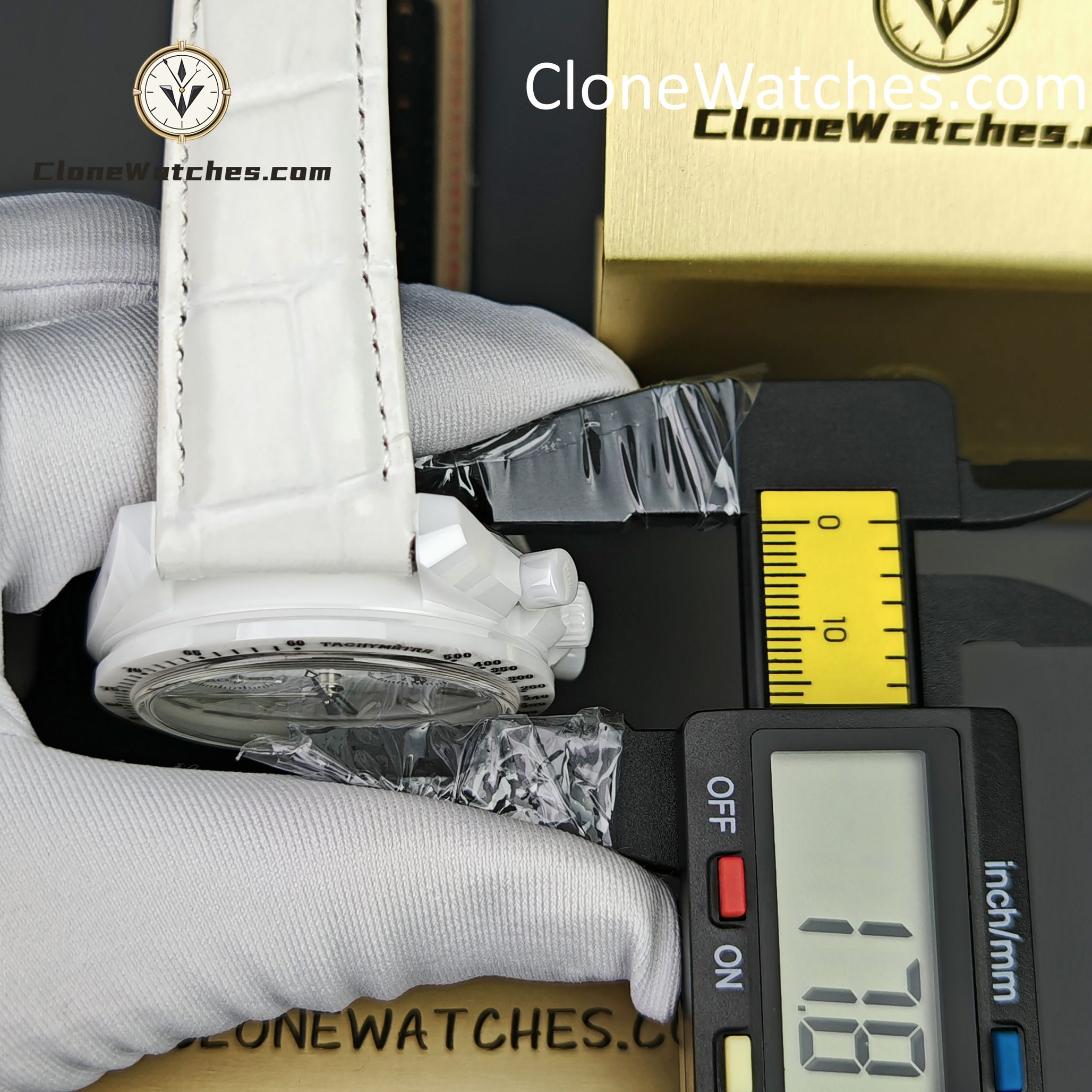 OMEGA Super Clone Watches 1:1 Speedmaster Dark Side of the Moon 311.93.44.51.04.002 44.25mm White Side of the Moon