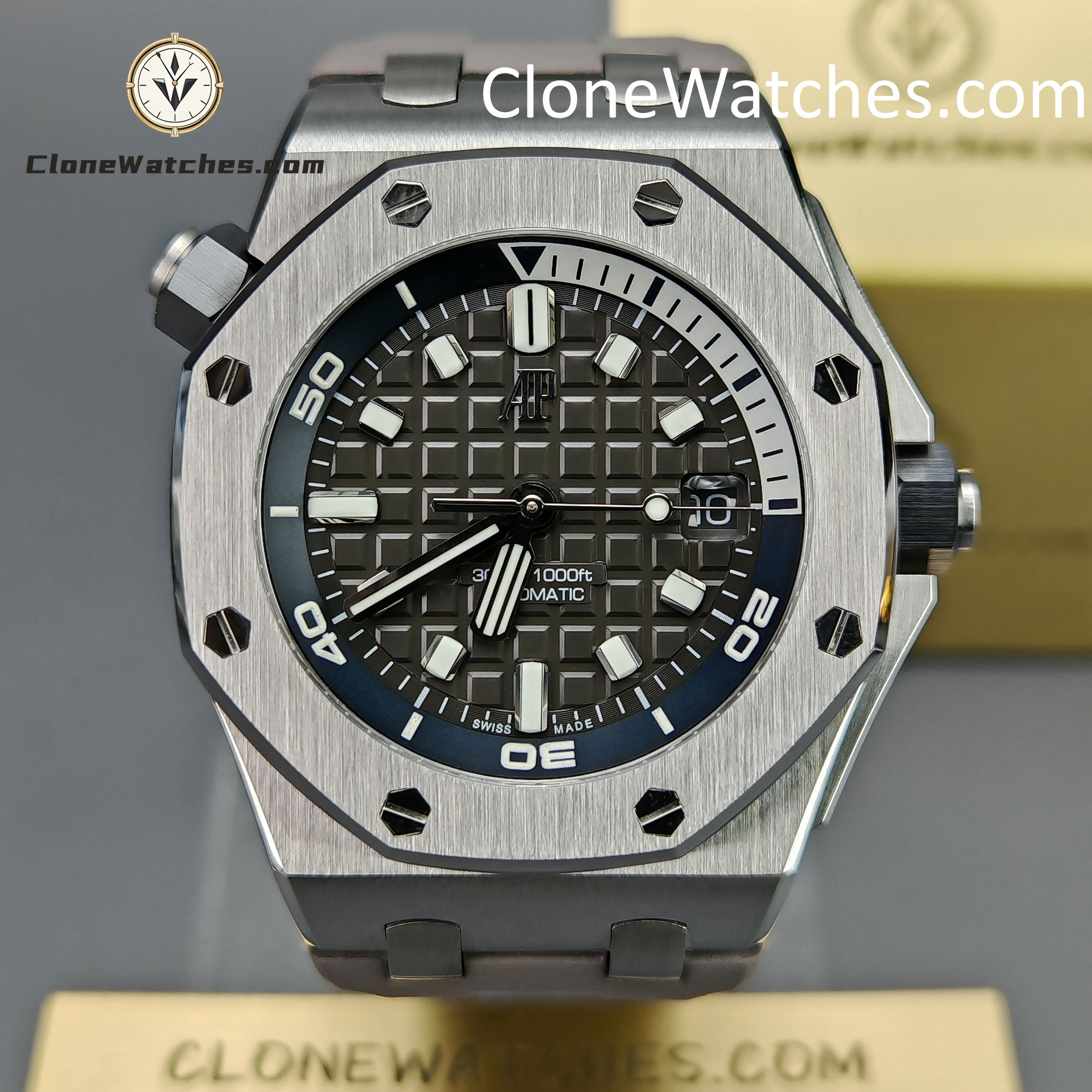 Audemars Piguet Super Clone Watches 1:1 Royal Oak Offshore 15720 Grey Dial